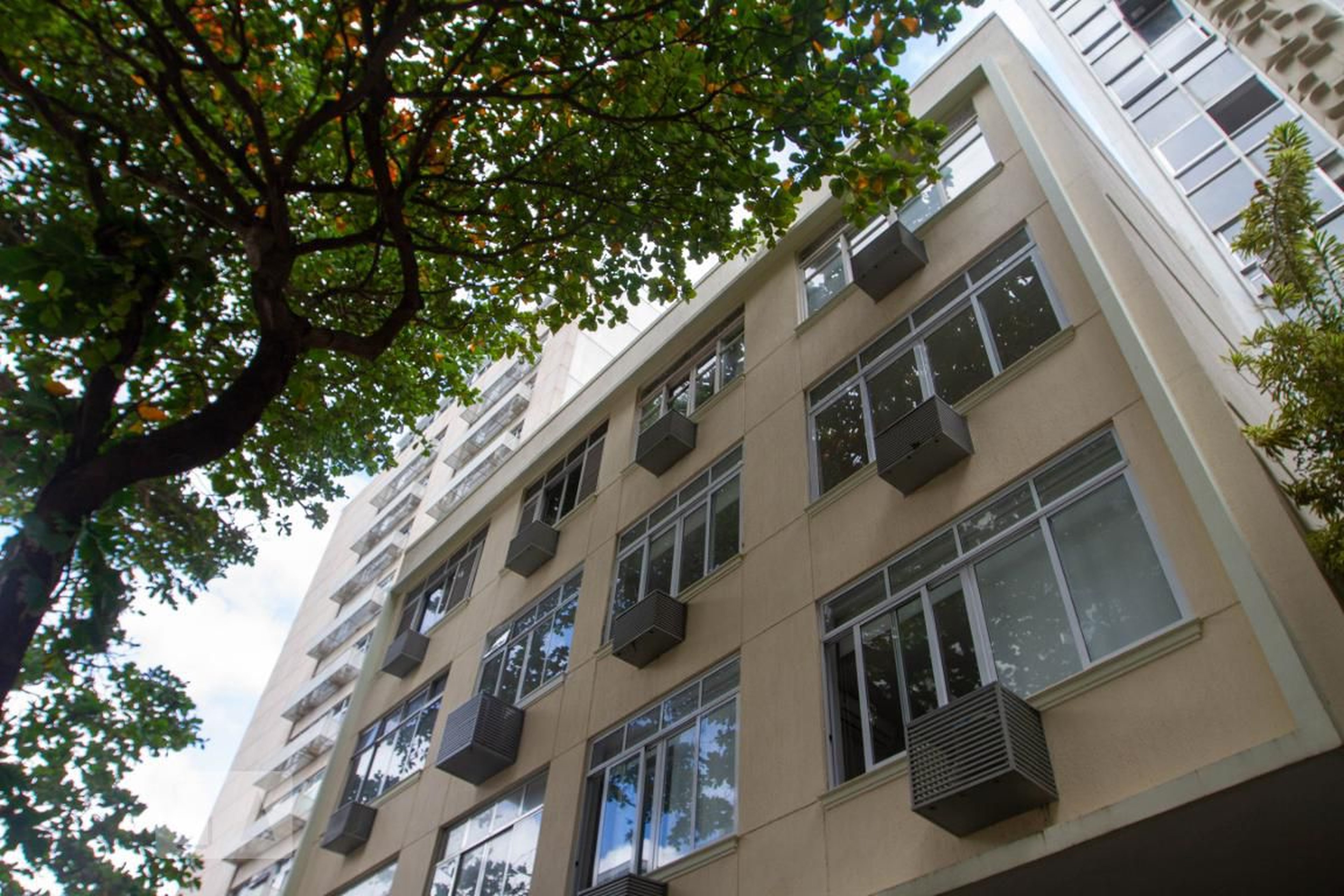 Fachada do Prédio Condomínio em Rua General Urquiza, 21