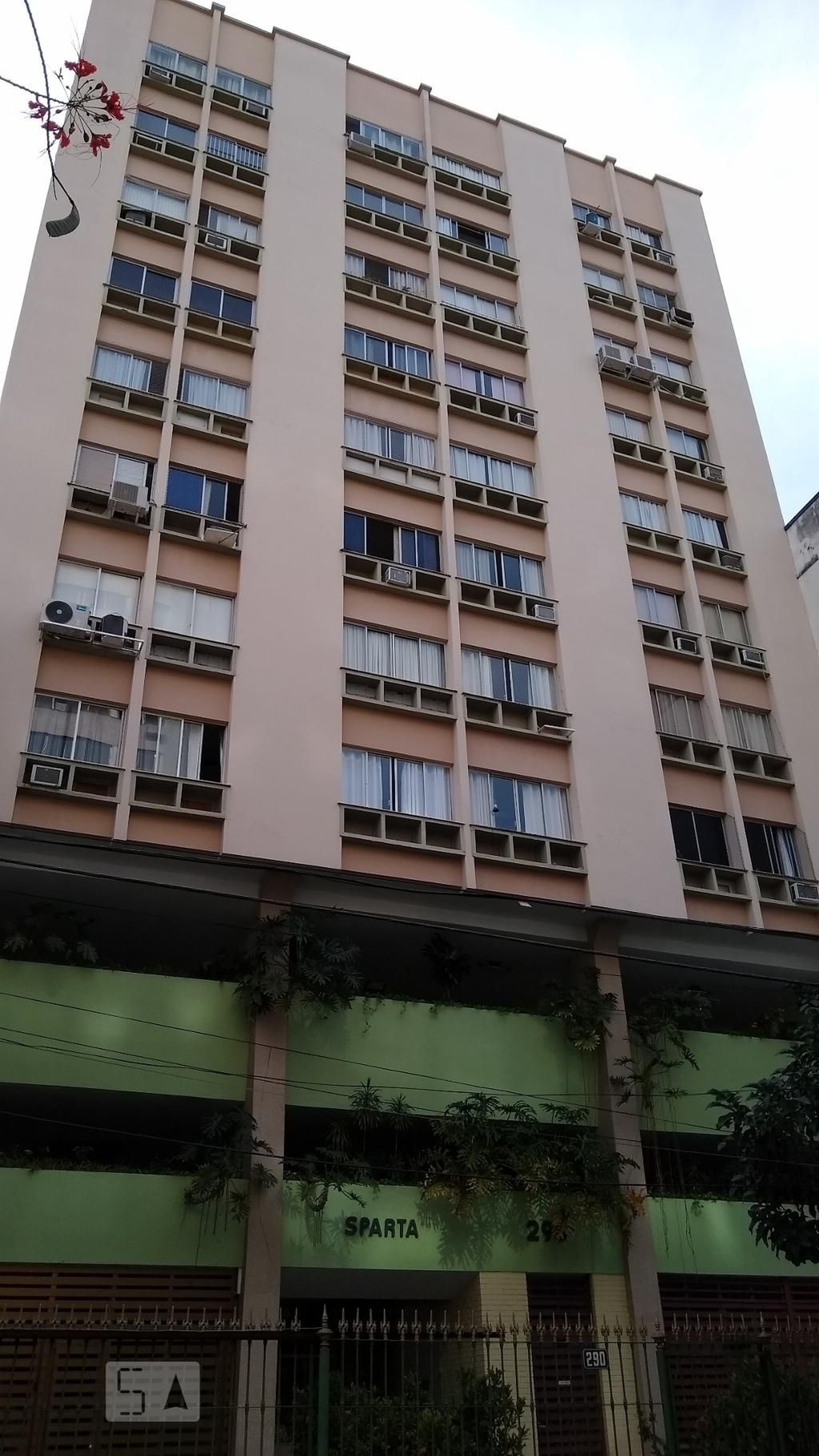 Fachada do Condomínio Edifício Sparta