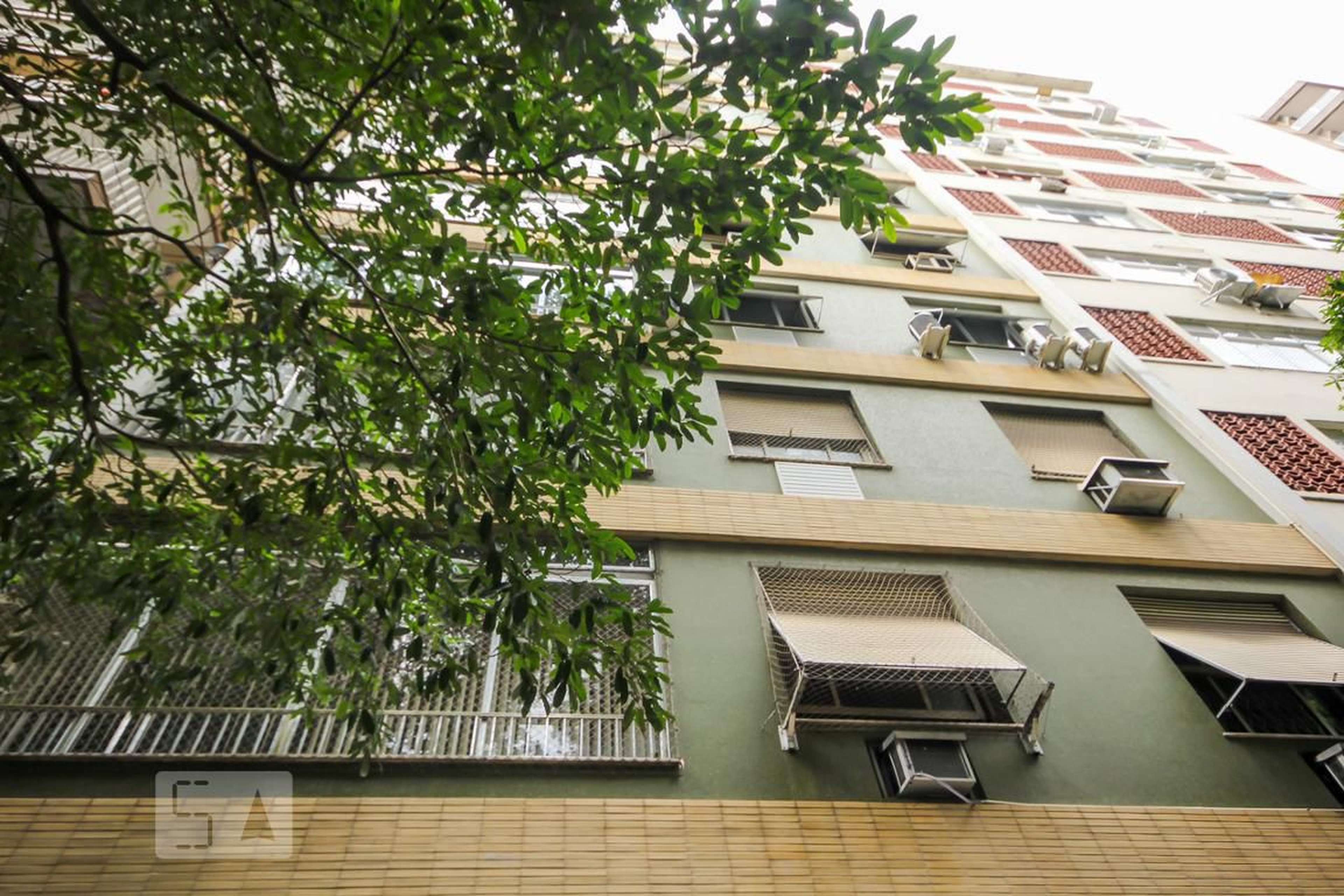 Fachada Condomínio em Rua Santa Clara, 222