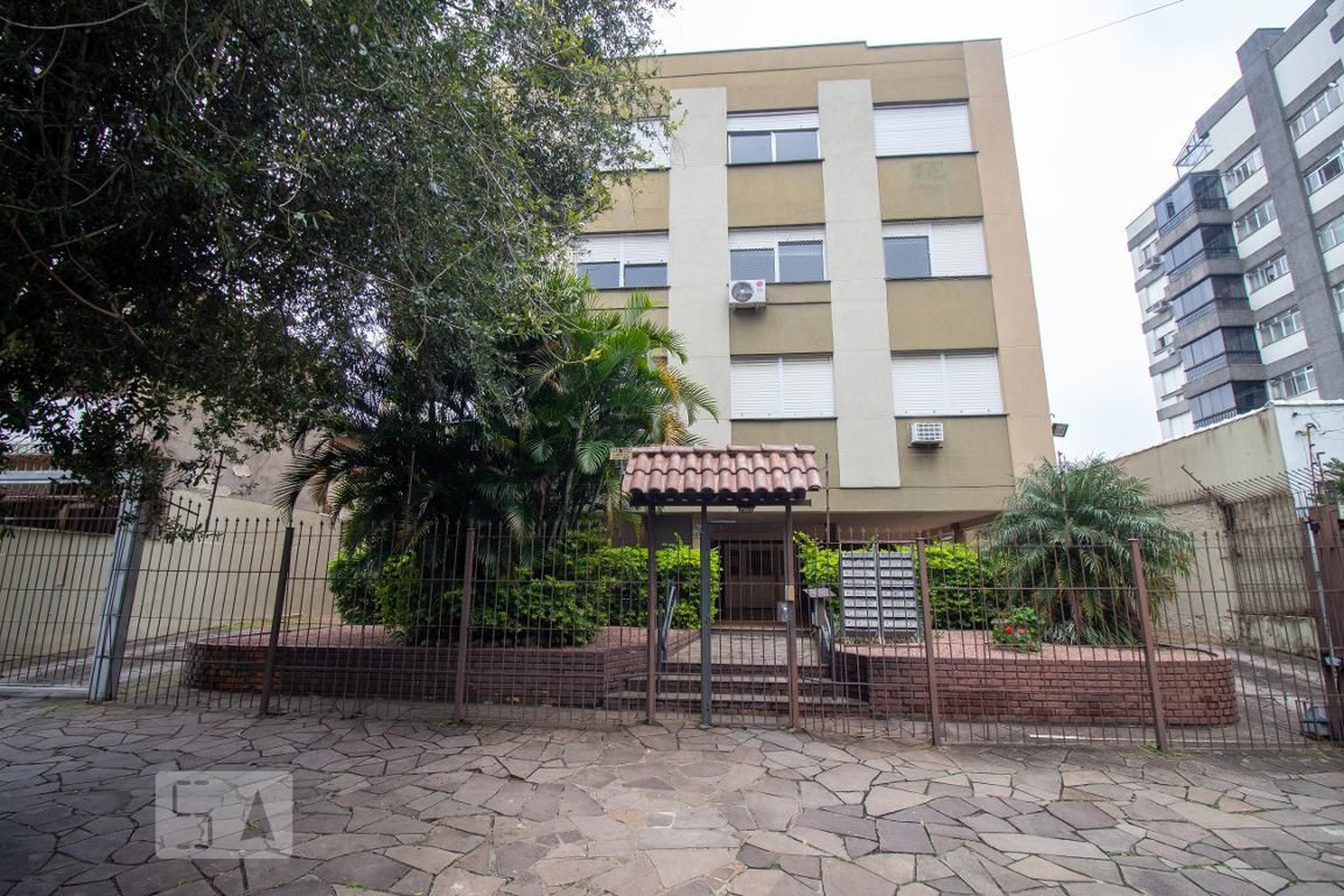 Fachada Edifício Dom Roque