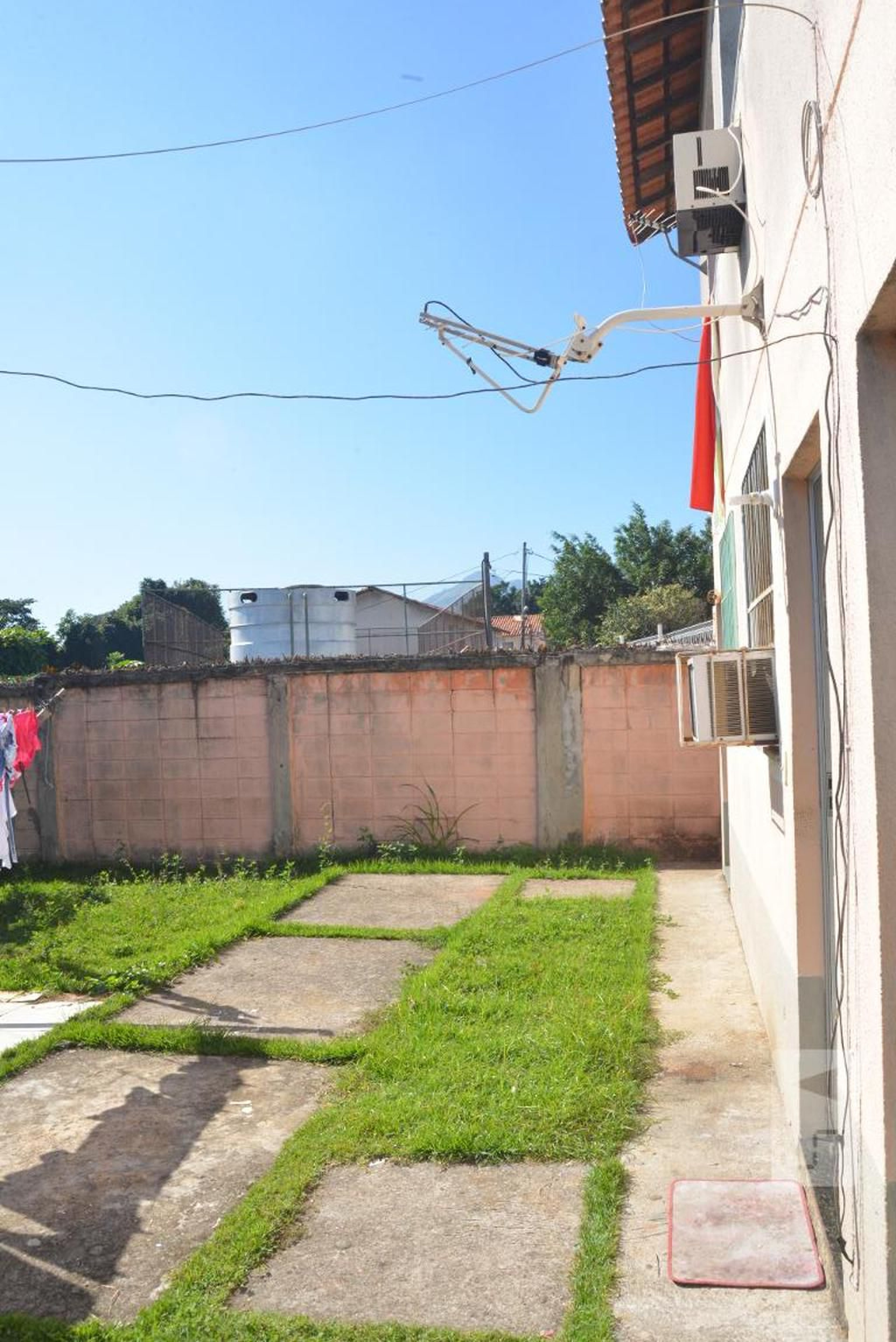 Fachada Condomínio em Estrada dos Caboclos, 1115