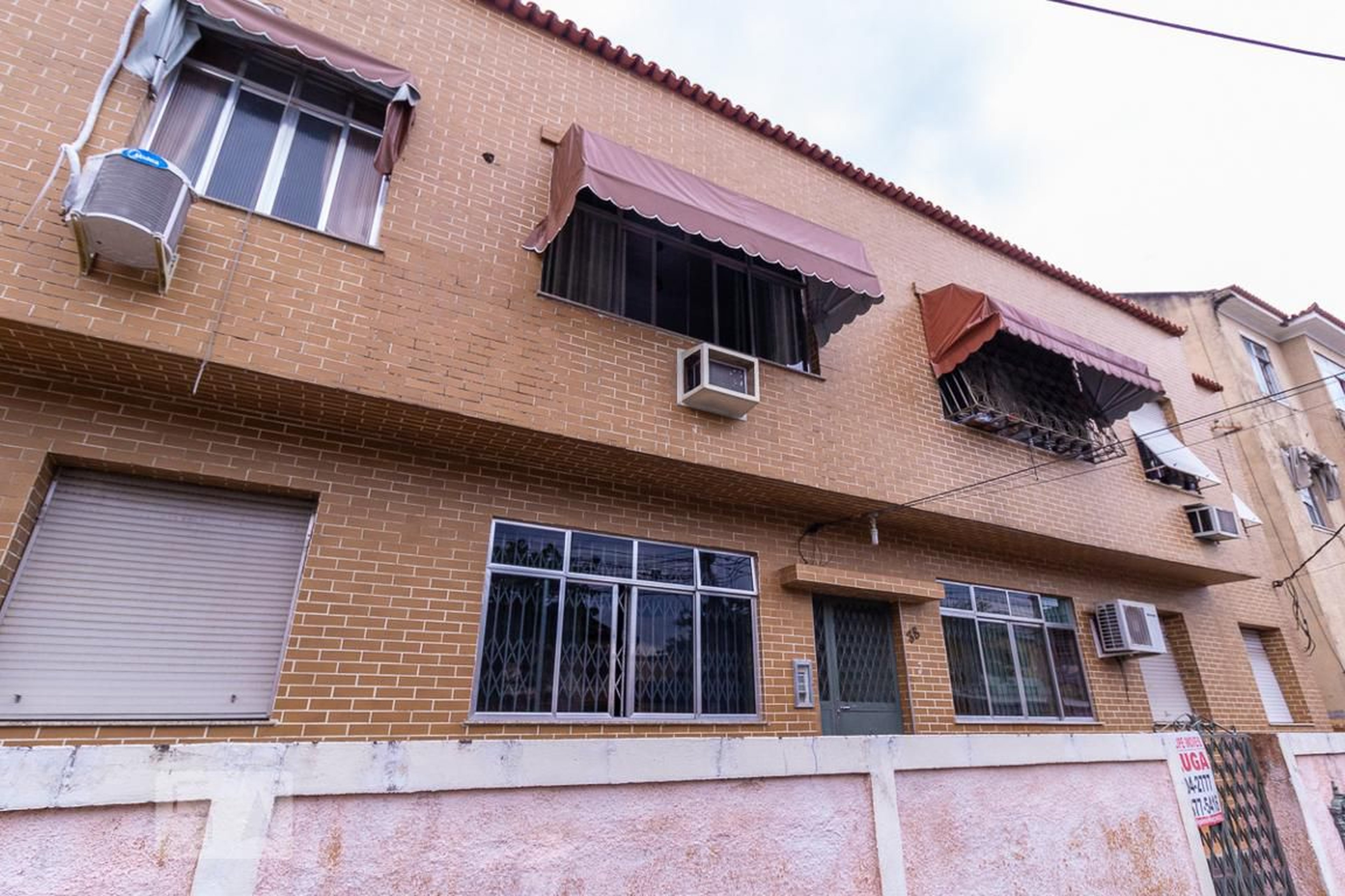 Fachada Condomínio em Rua Columbia, 38