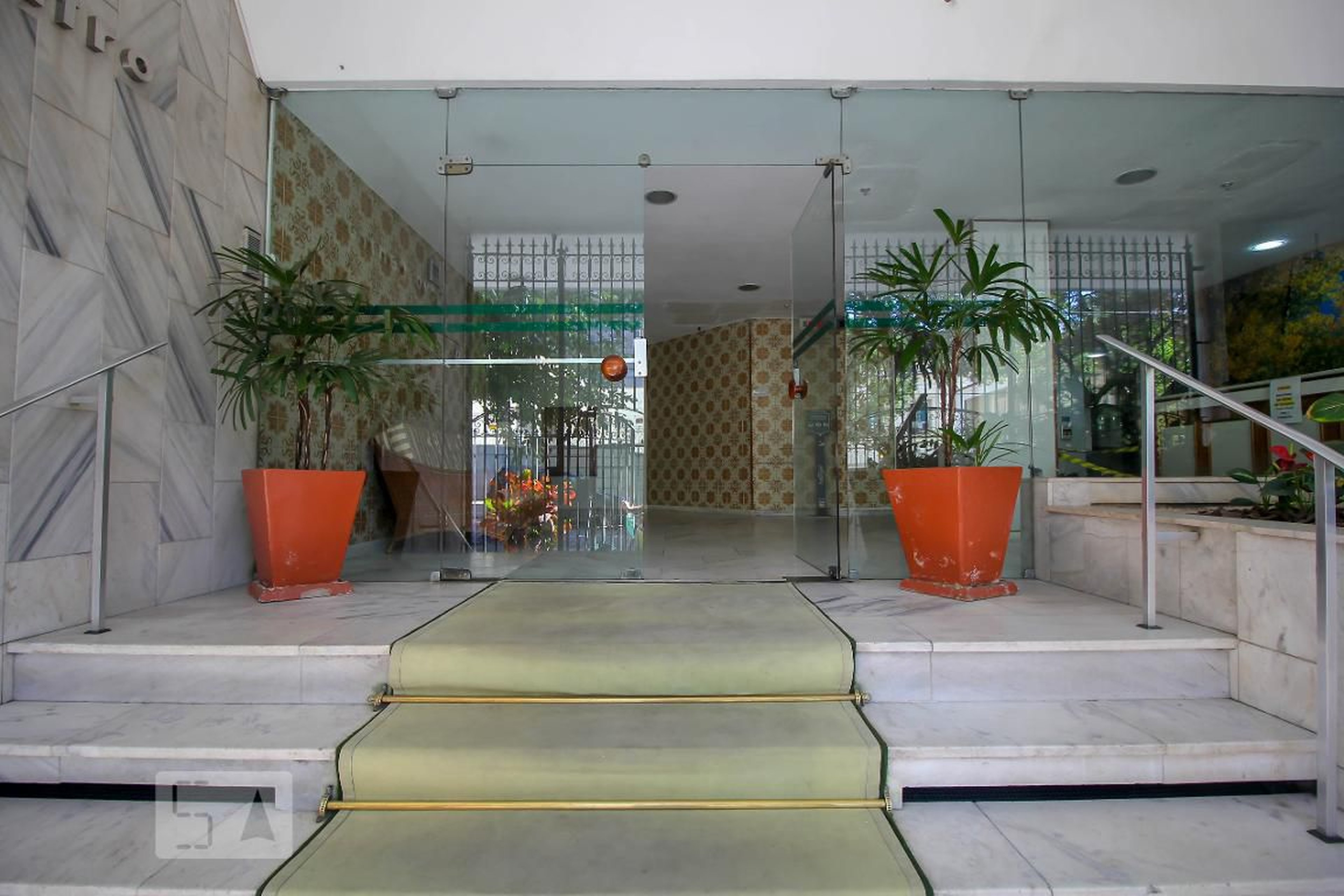 Entrada do Prédio - Edifício Novo Centro