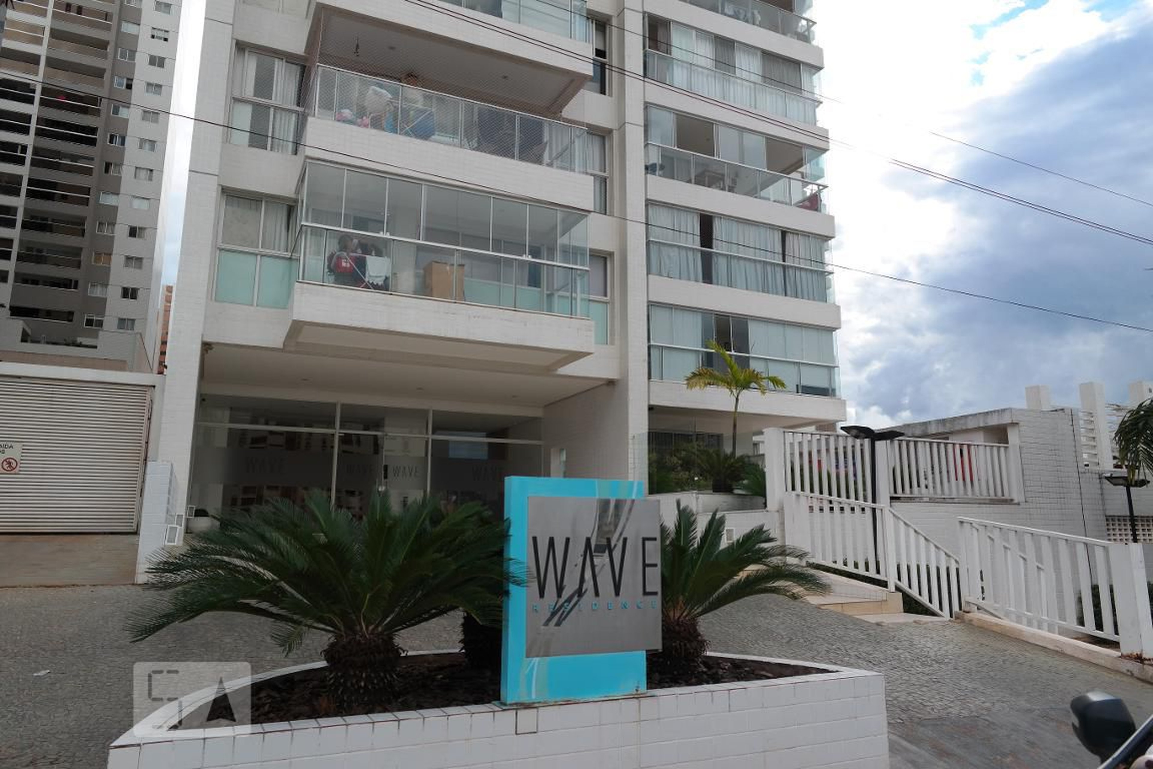 Entrada - Wave Residence