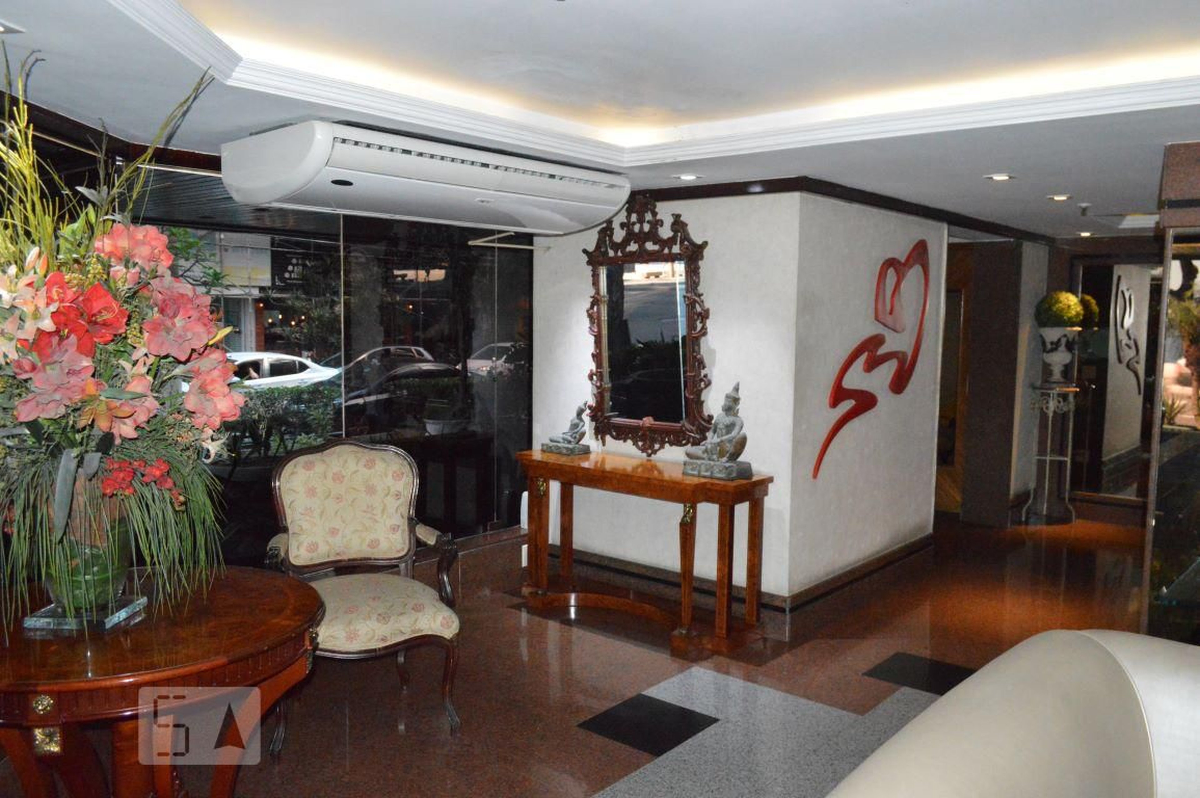 Hall de Entrada - Edifício Cala Di Volpe