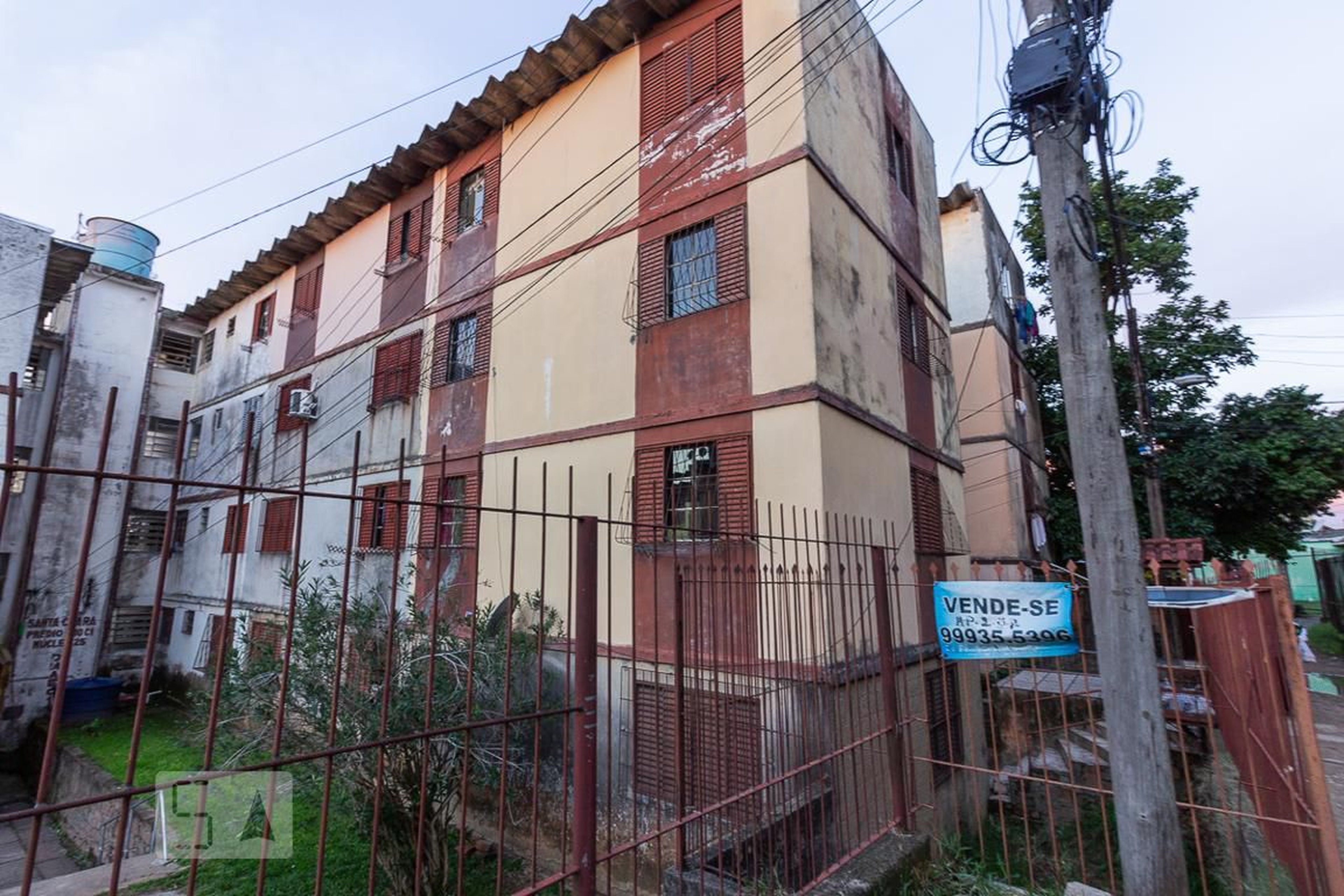 Fachada Condomínio em Avenida Martim Félix Berta, 1130