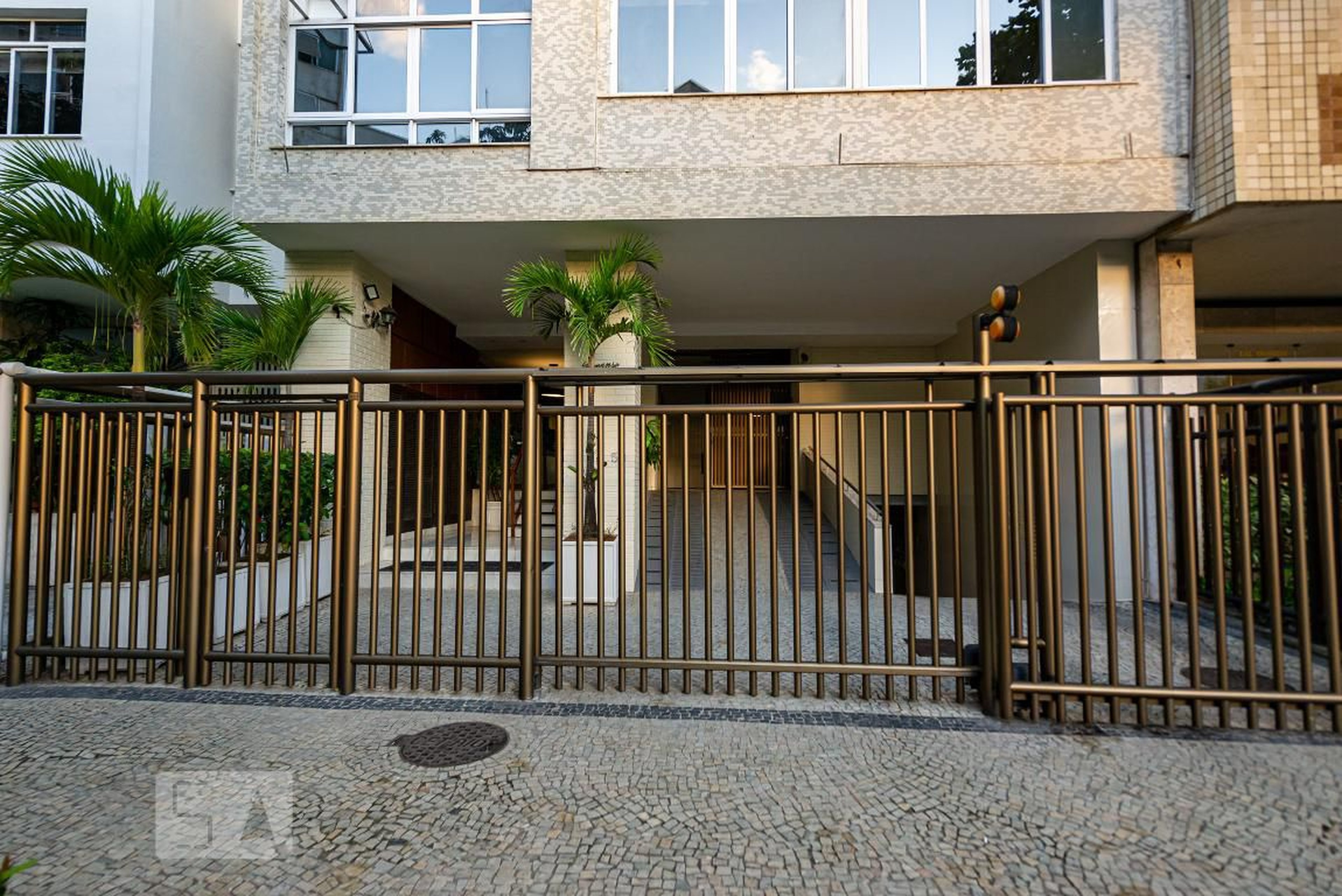 Fachada Edifício Remanso