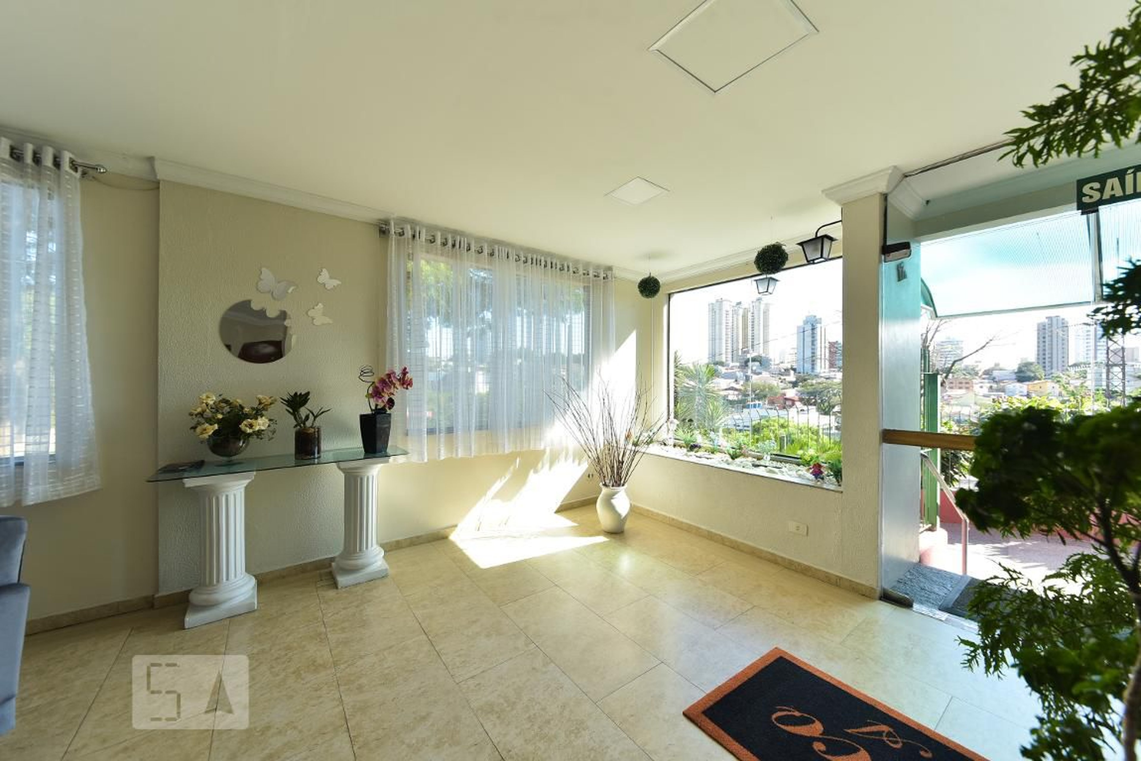 Hall Social - Conjunto Habitacional Rugde Ramos  IV (Quatro)