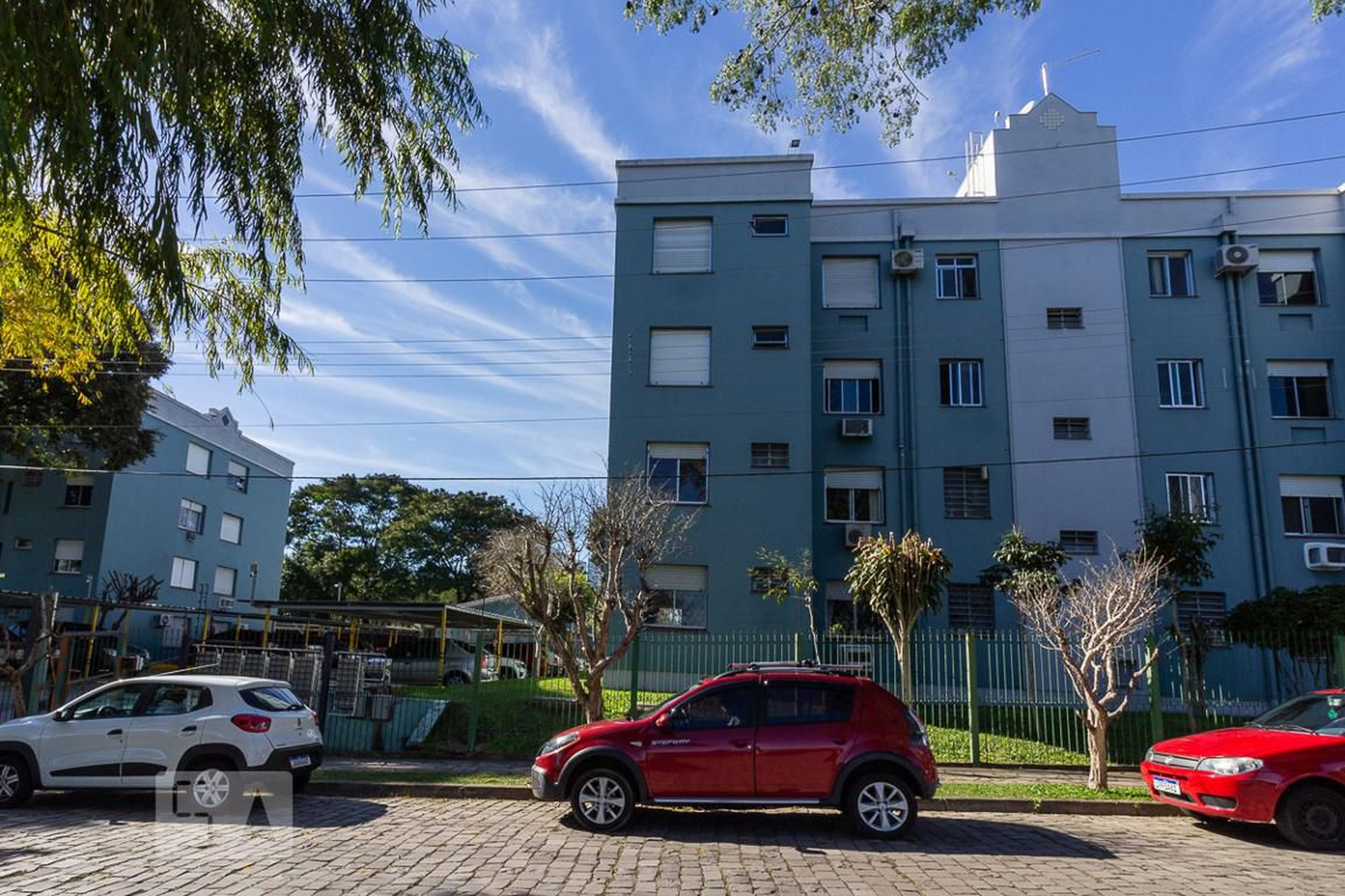 Fachada Condomínio em Rua Padre Máximo Coghetto, 155