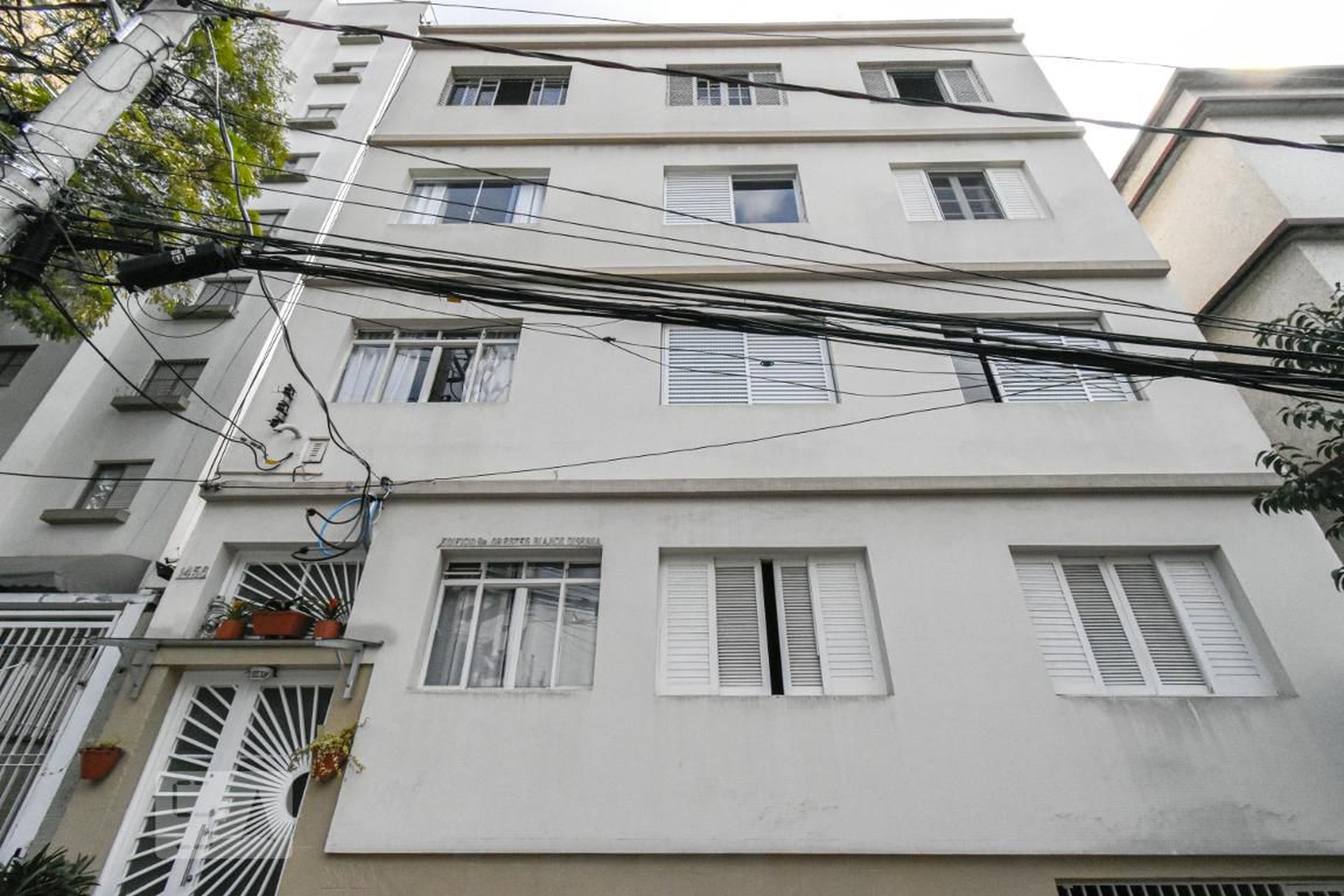 Fachada Condomínio Orestes Disessa