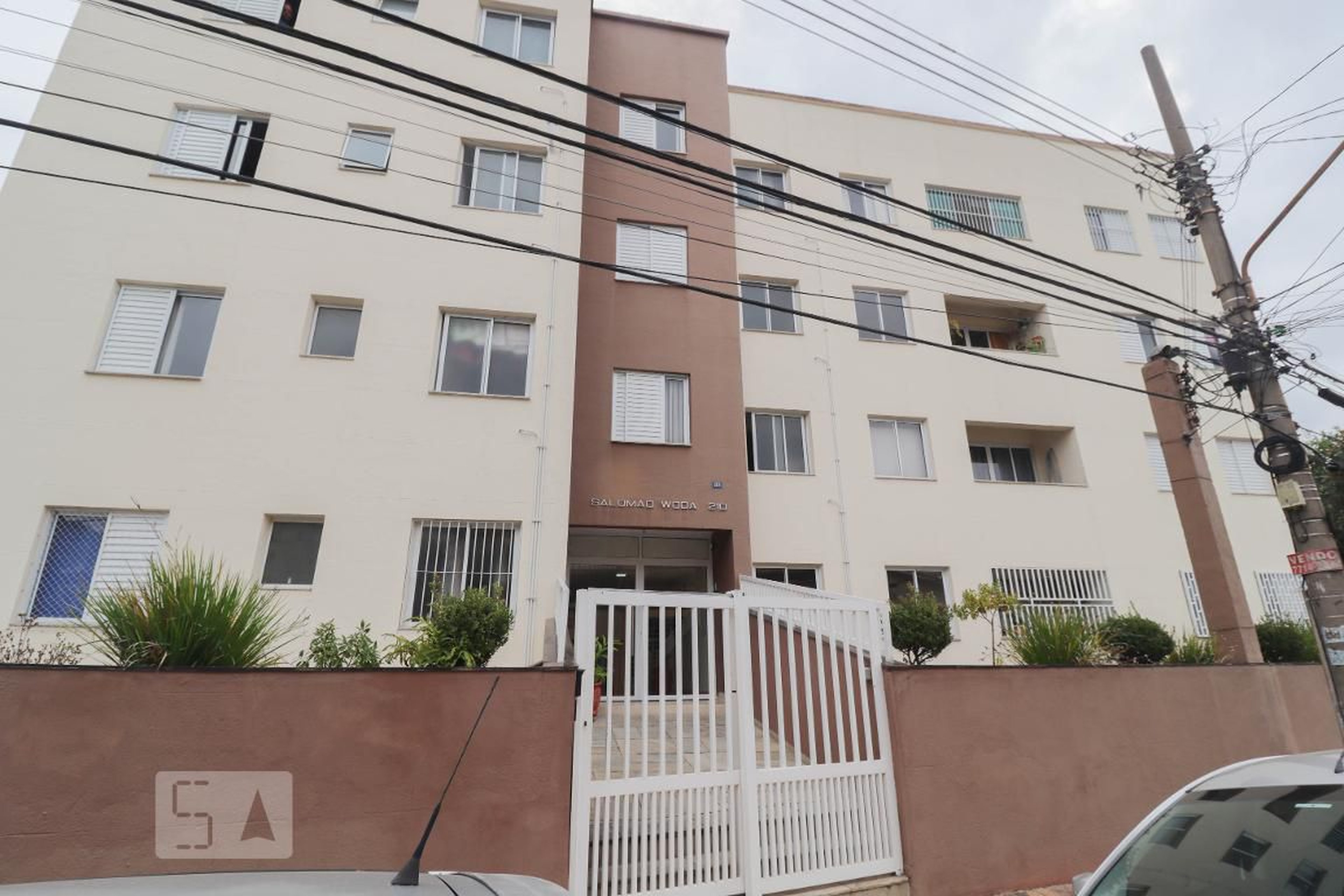 Fachada Condomínio em Rua Dezoito de Fevereiro, 203