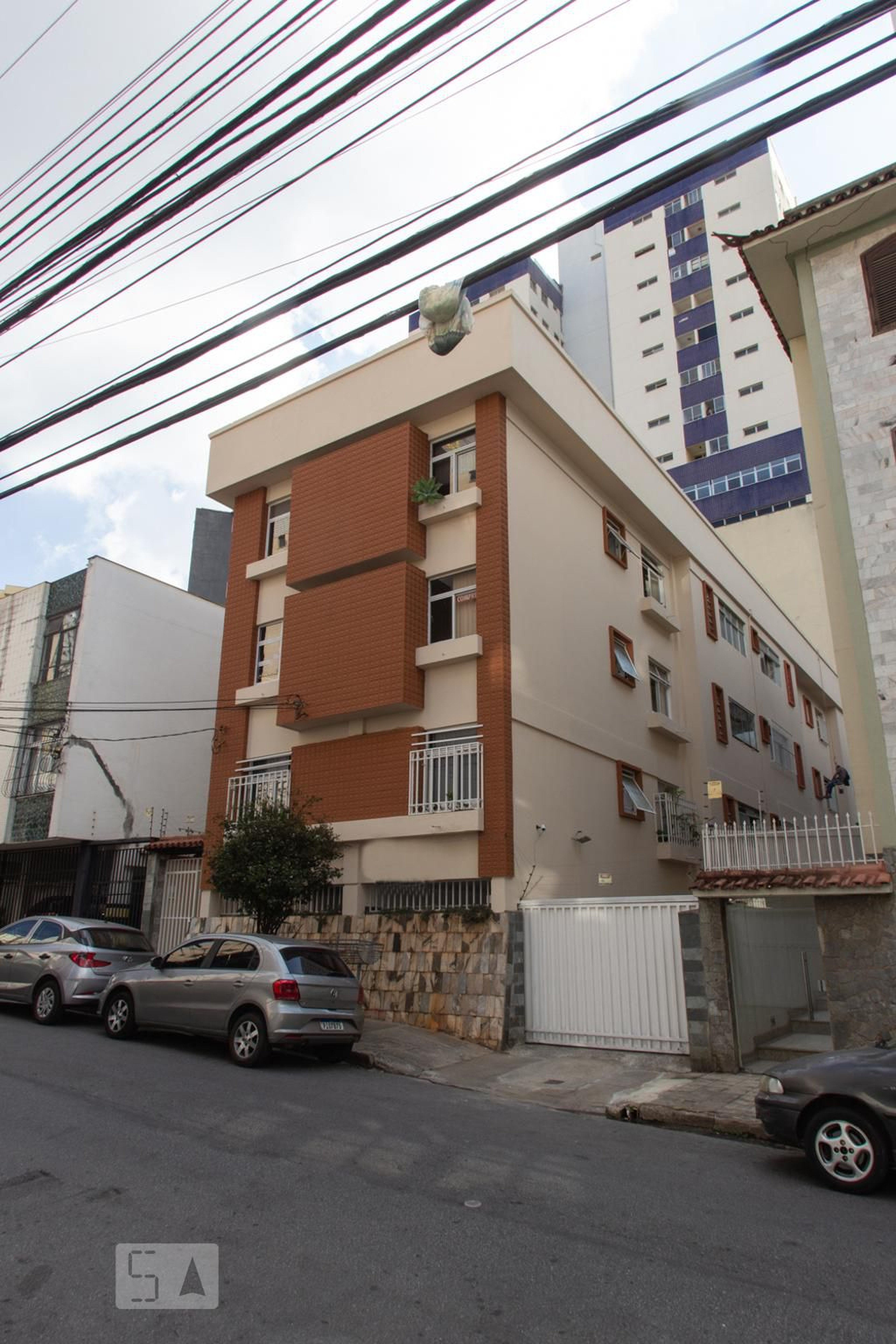 Fachada Condomínio em Rua Colômbia, 254