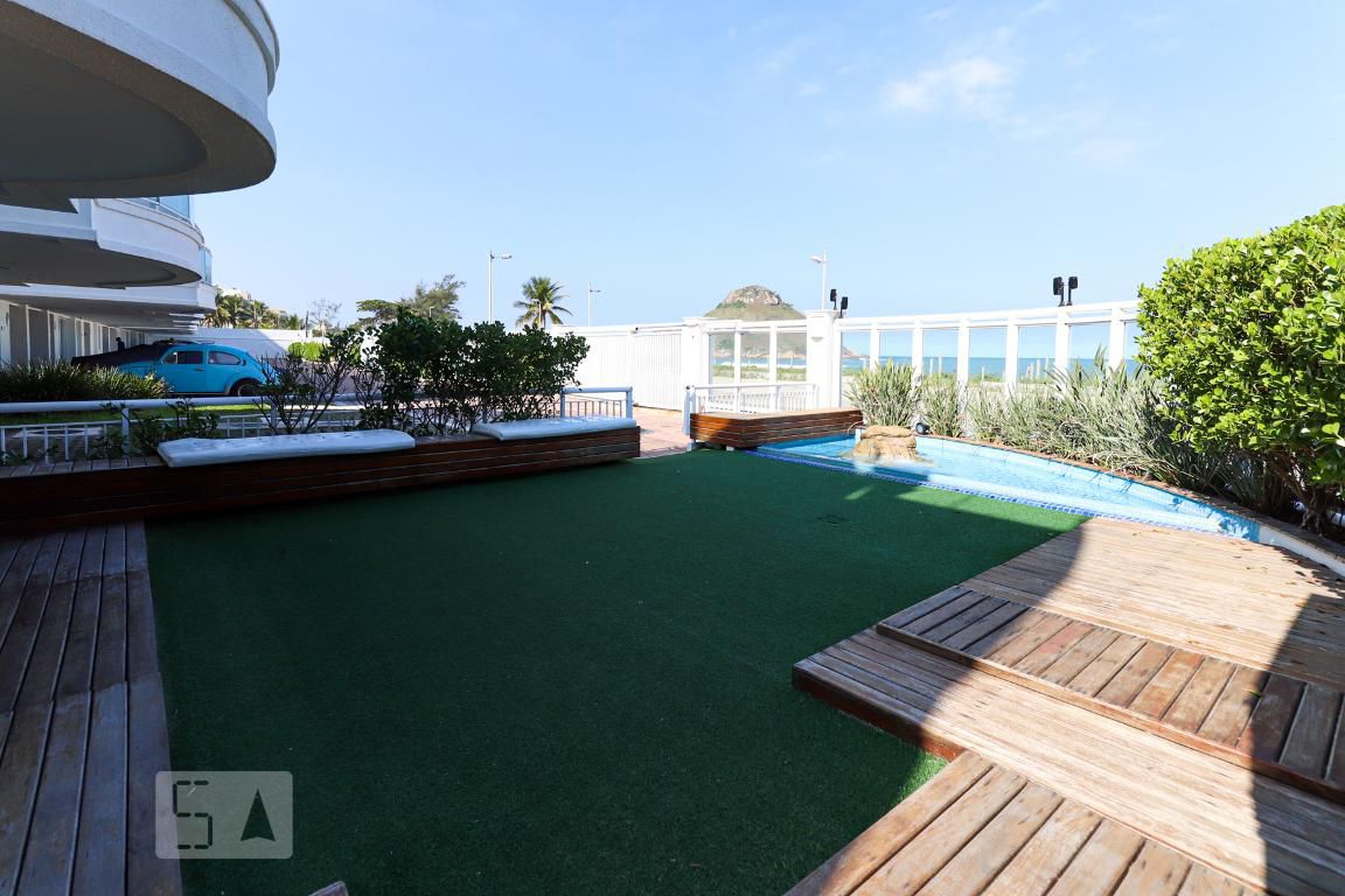 Área Externa Condomínio Pontal da Areia Ed.Corais