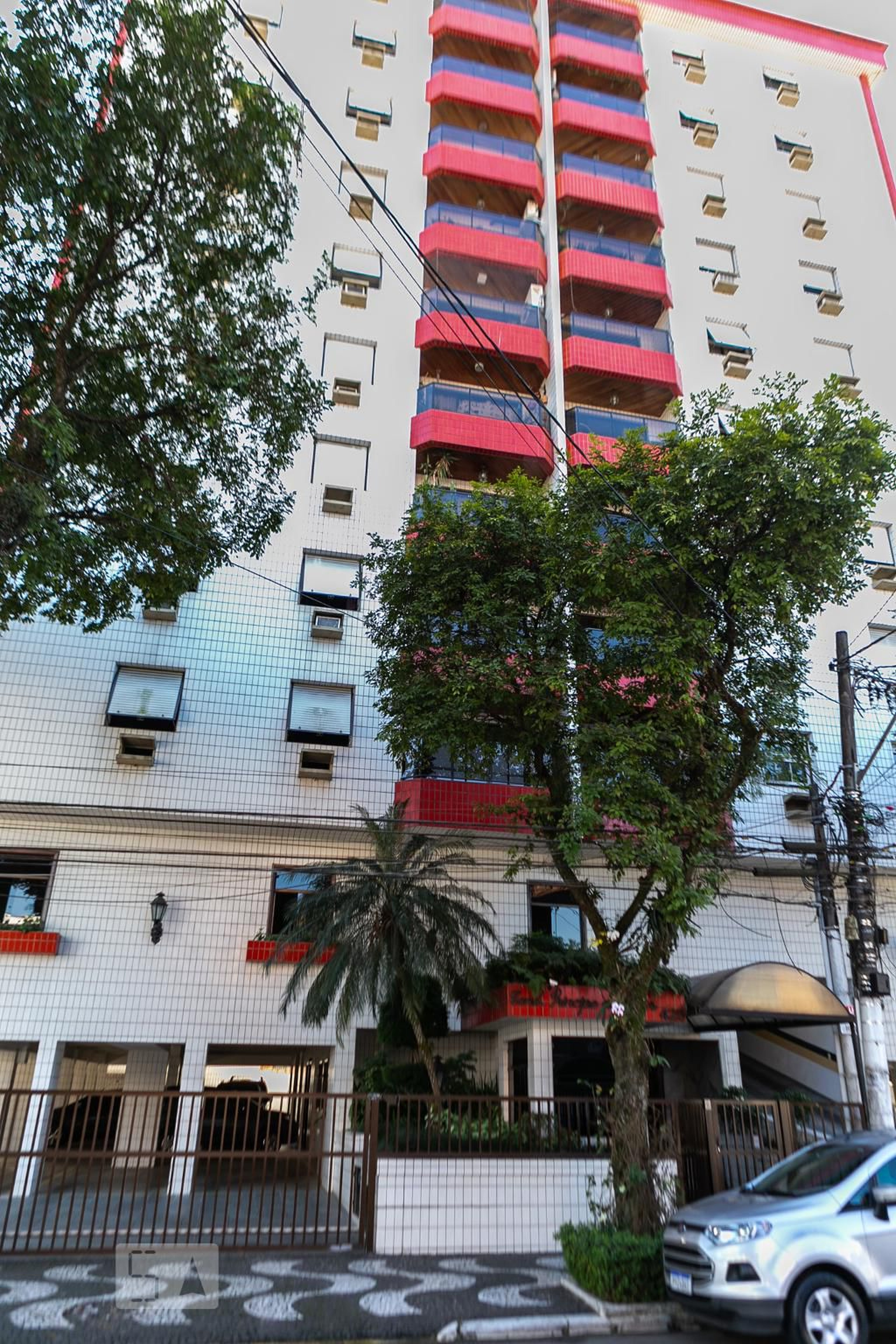 Fachada Condomínio em Rua Nabuco de Araújo, 425