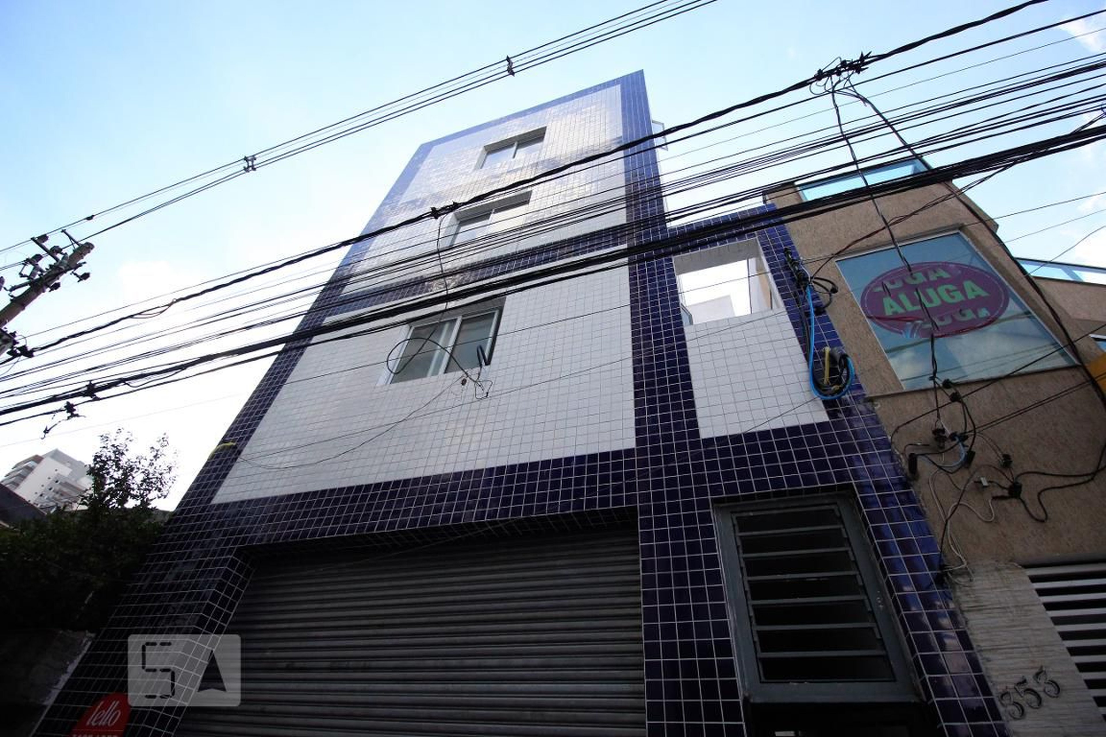 Fachada do Prédio Condomínio em Rua Cavour, 345
