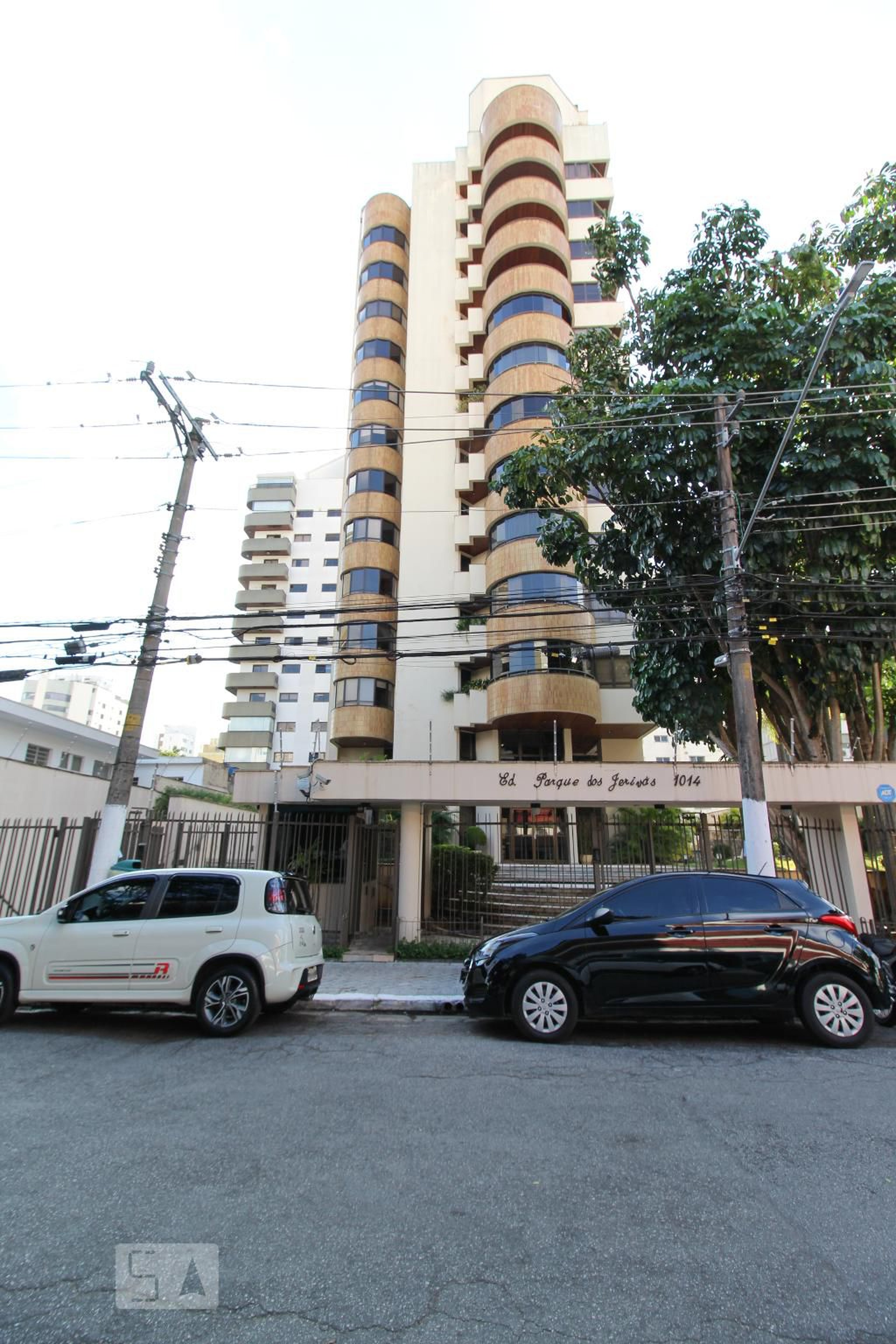 Fachada do Prédio Condomínio Parque dos Jerivás