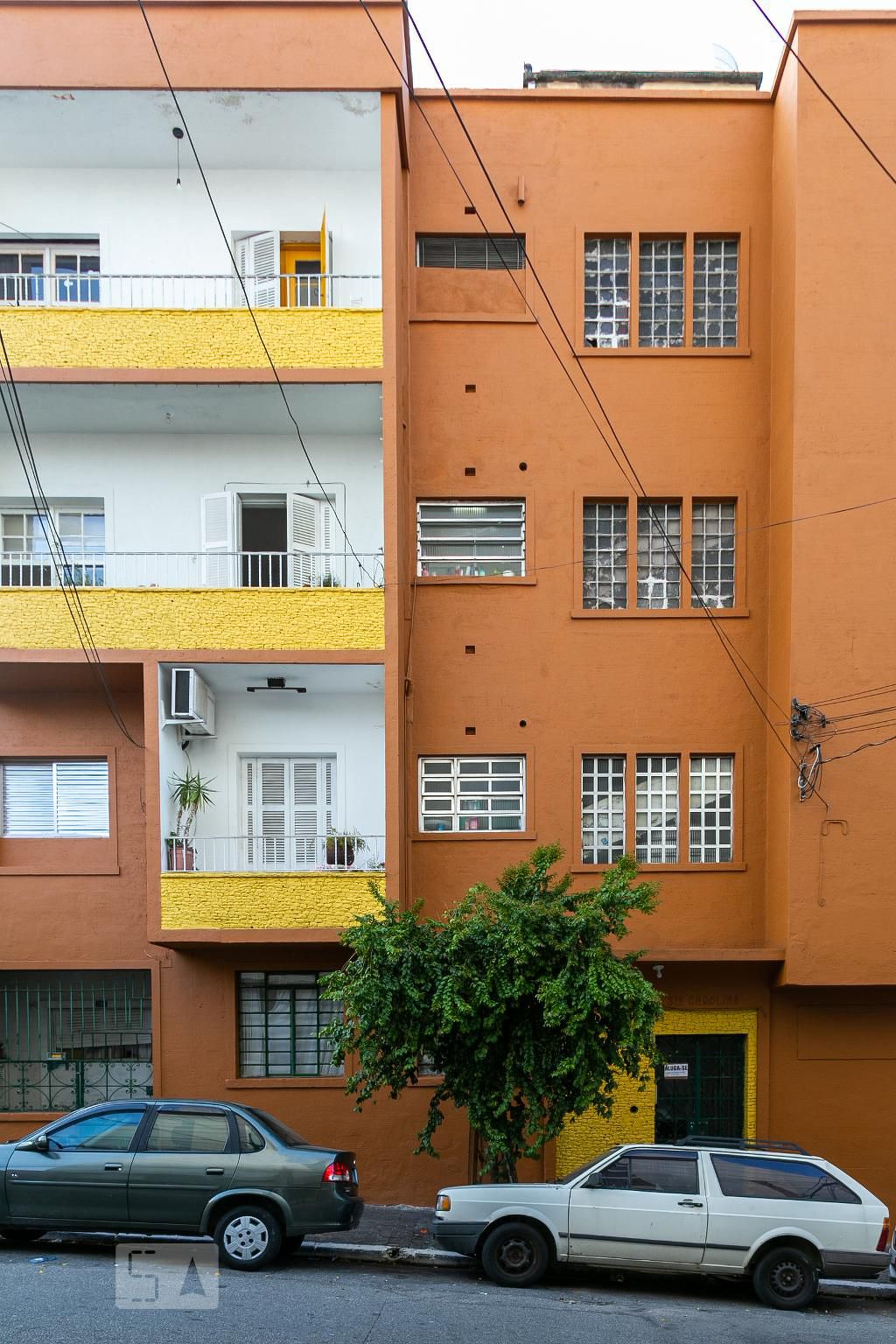 Fachada Condomínio em Rua Conselheiro Carrão, 238