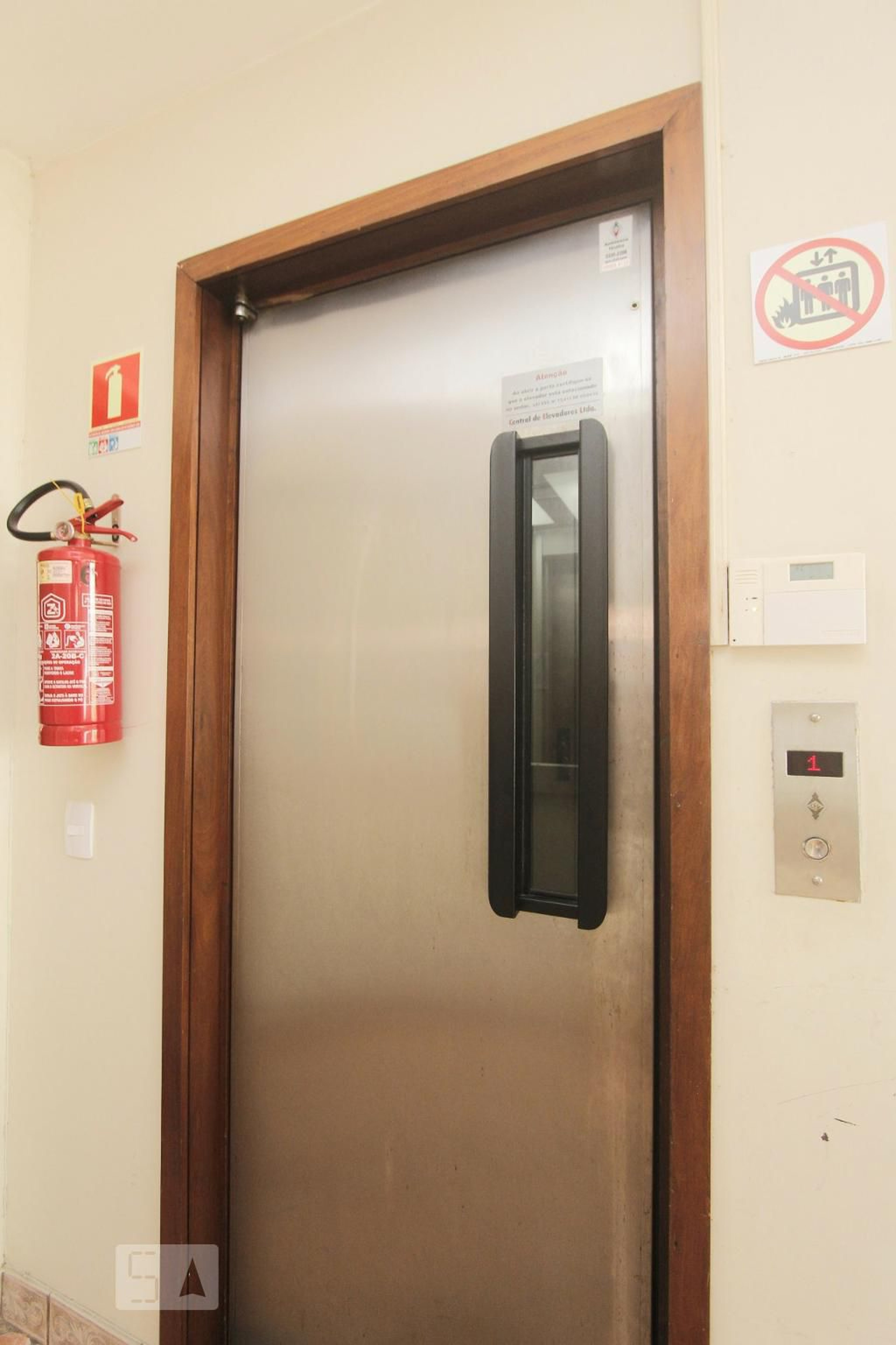 ELEVADOR - Edifício Jandrea