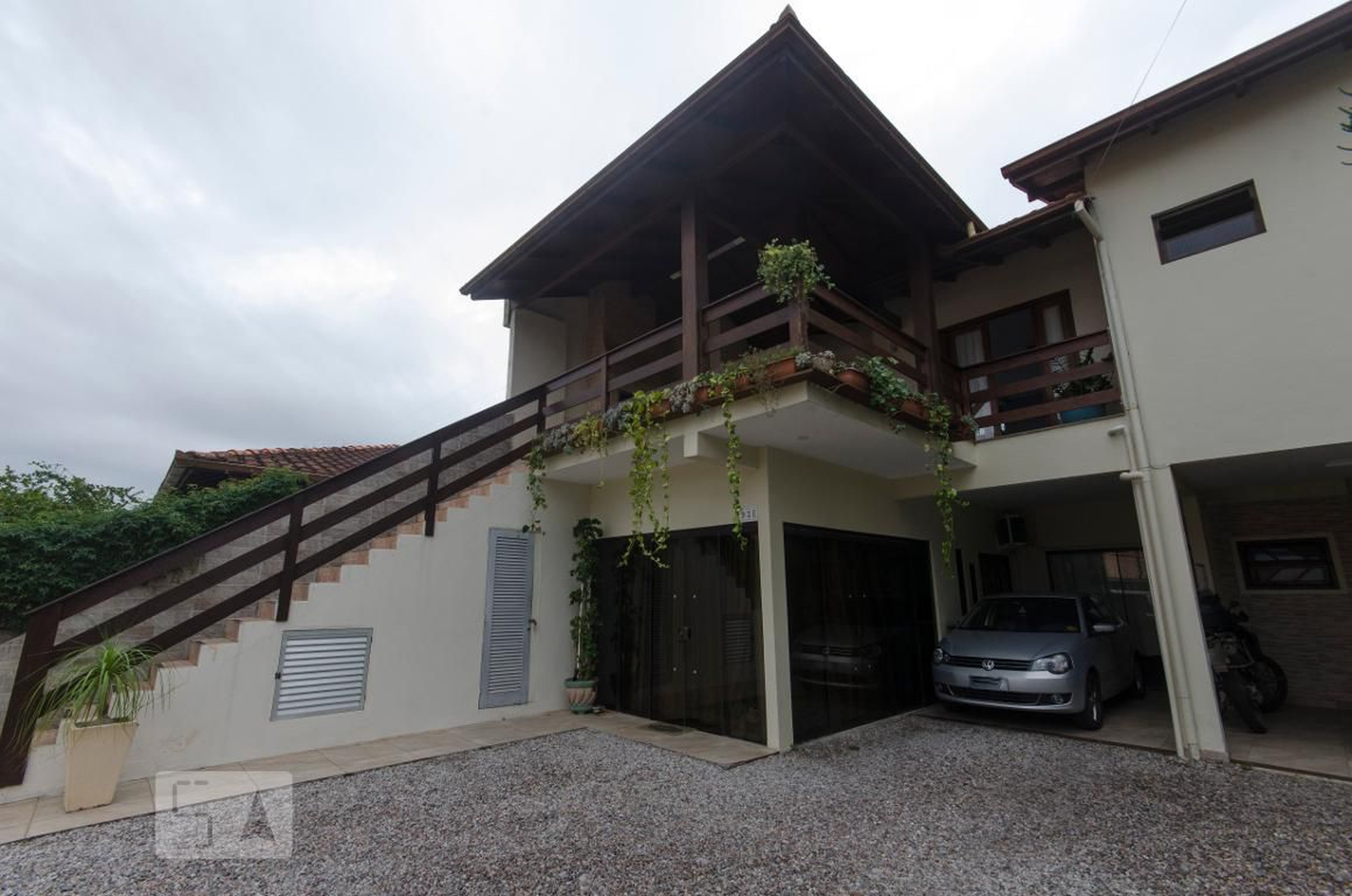 Fachada Condomínio em Rua José Nunes Viêira, 93