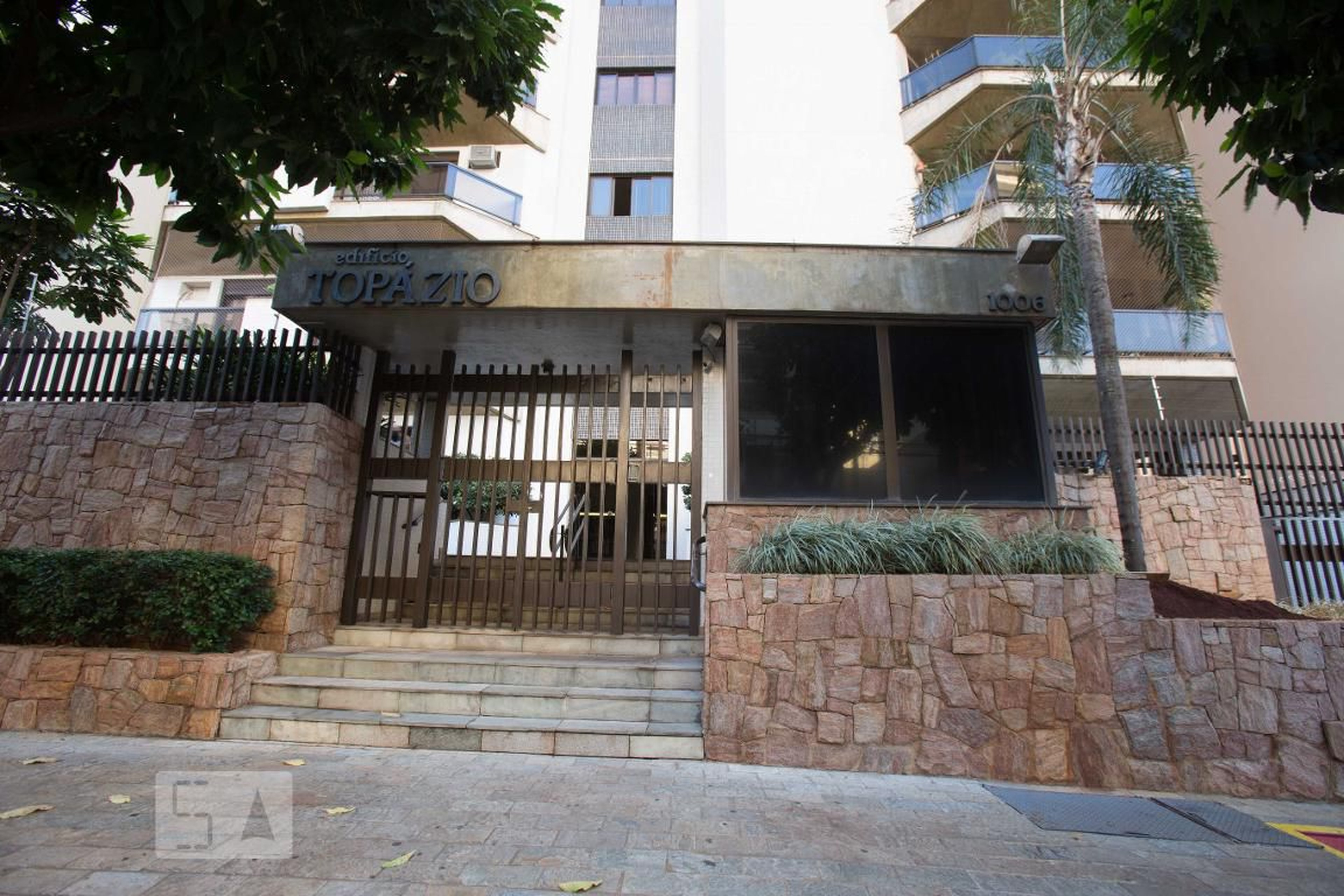 Fachada Edifício Topázio