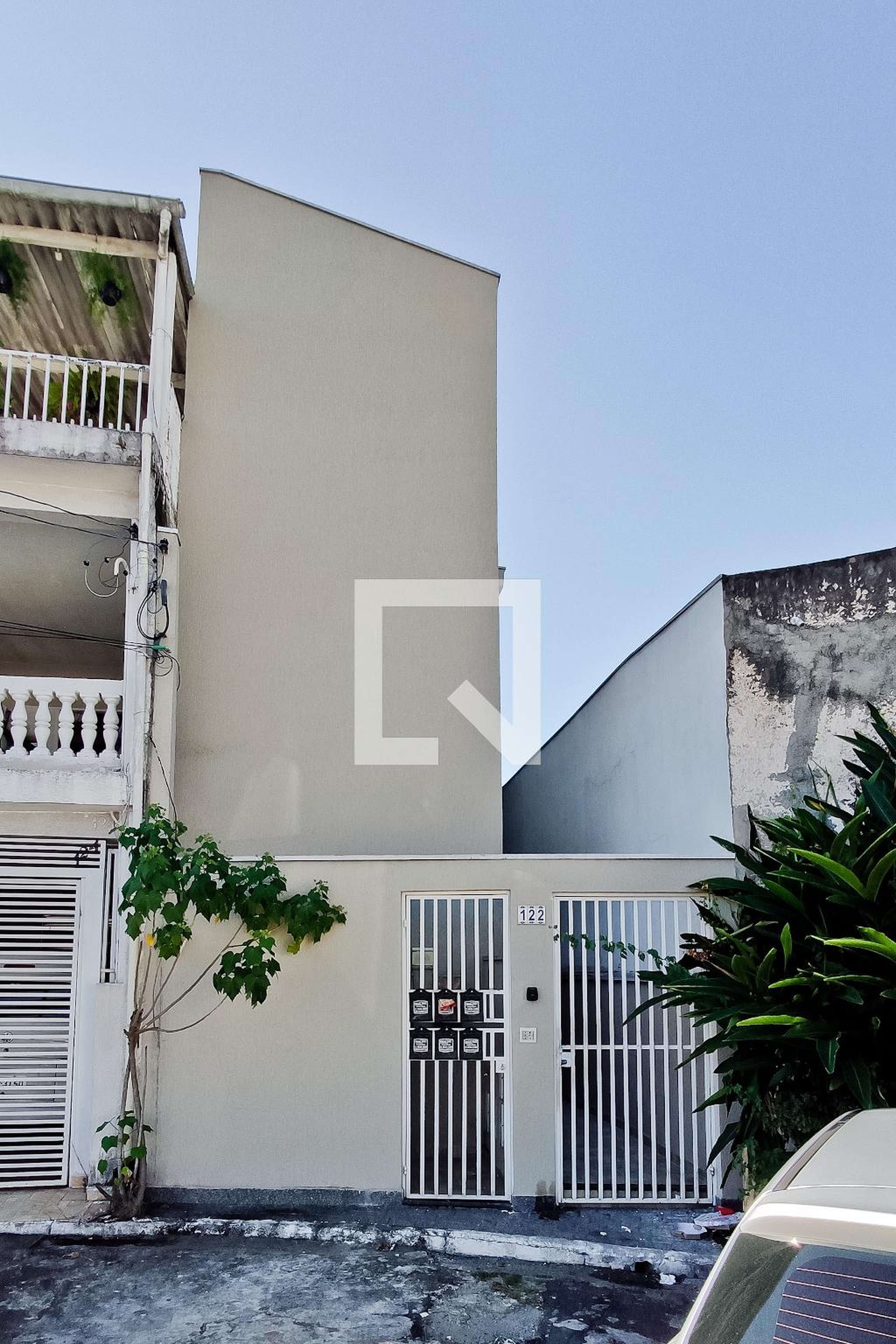 Fachada Condomínio em Rua Campos do Cajuru, 122