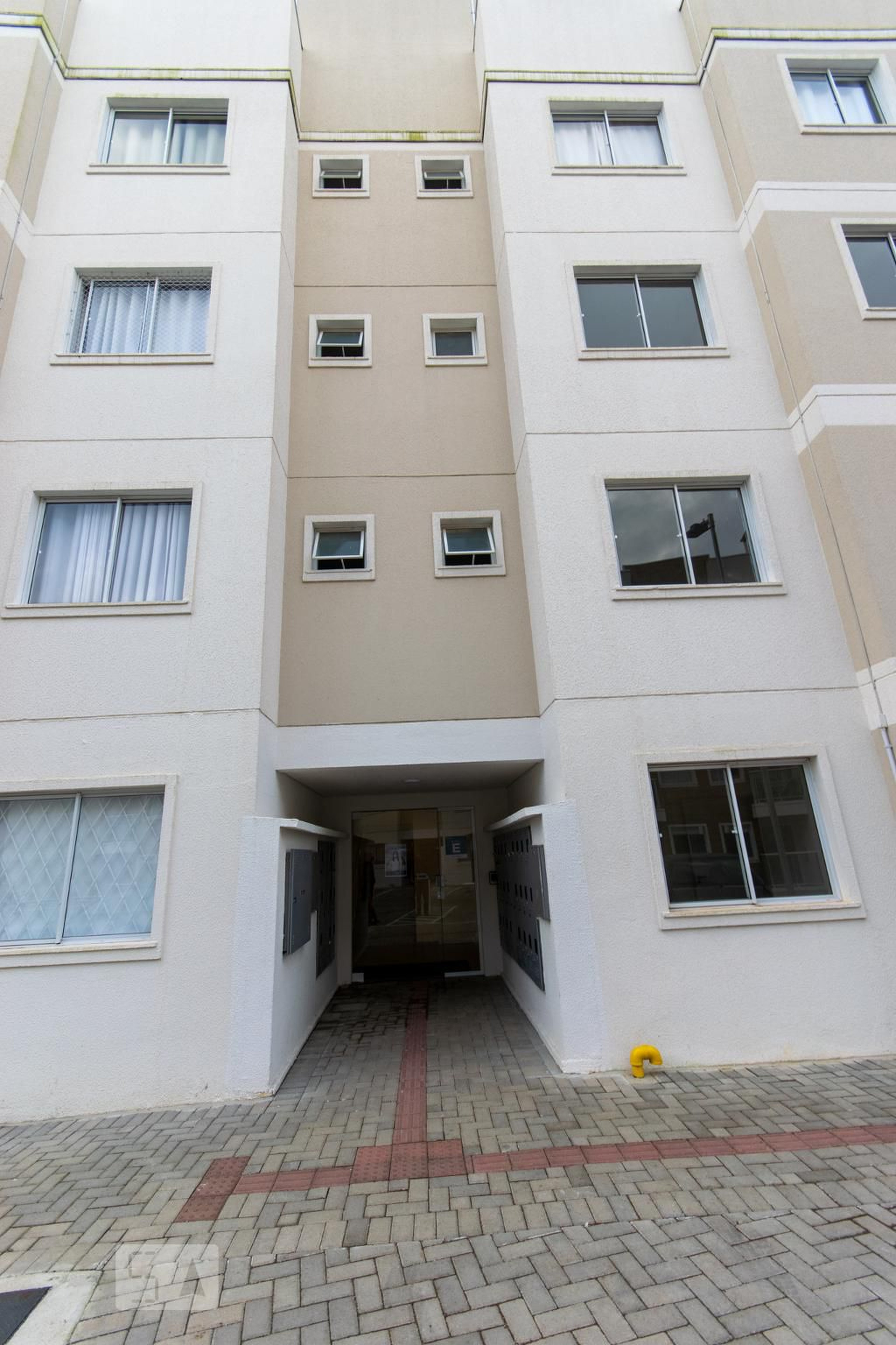 Fachada do Prédio Condomínio Monte Clarlo