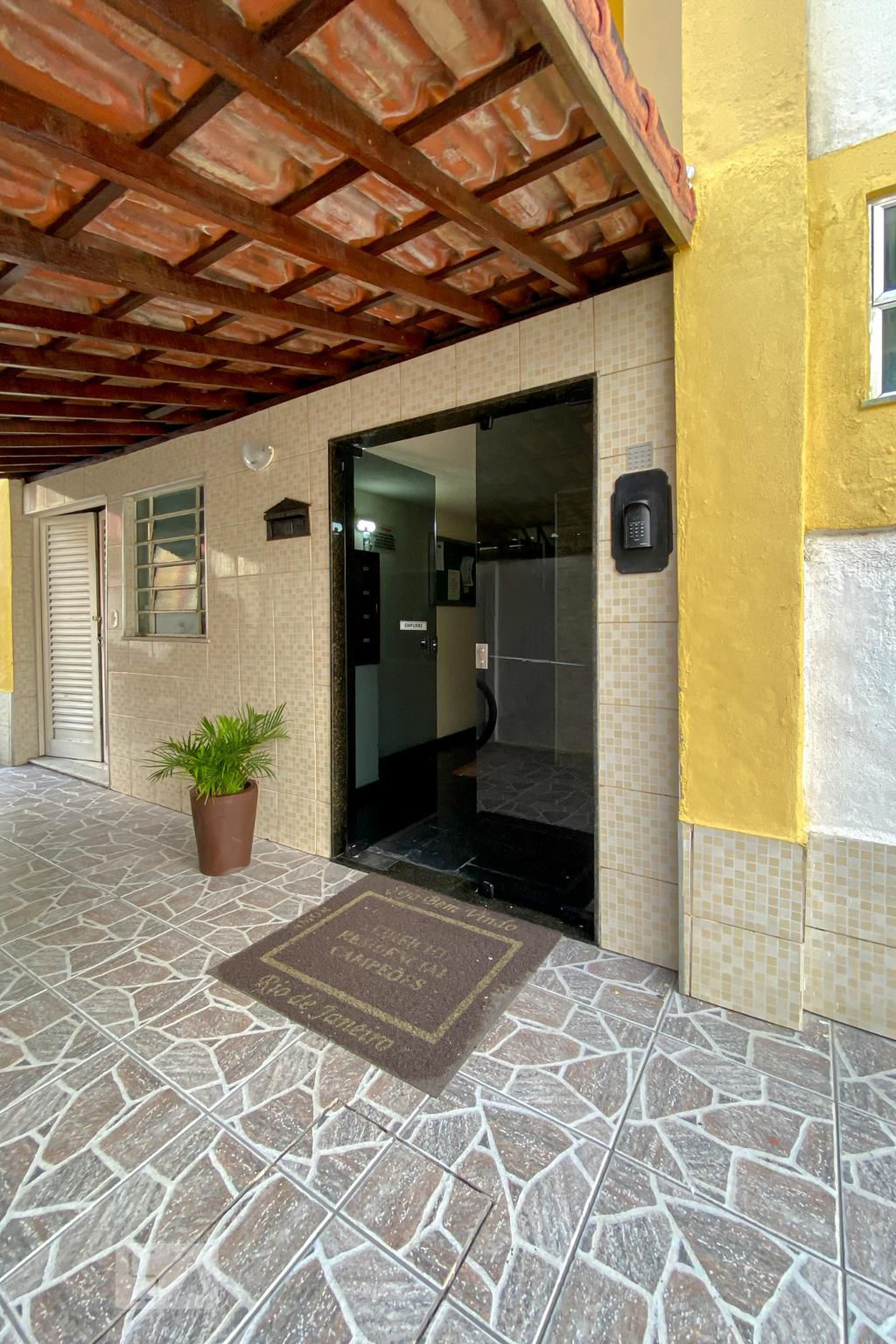 Área comum - Campeões