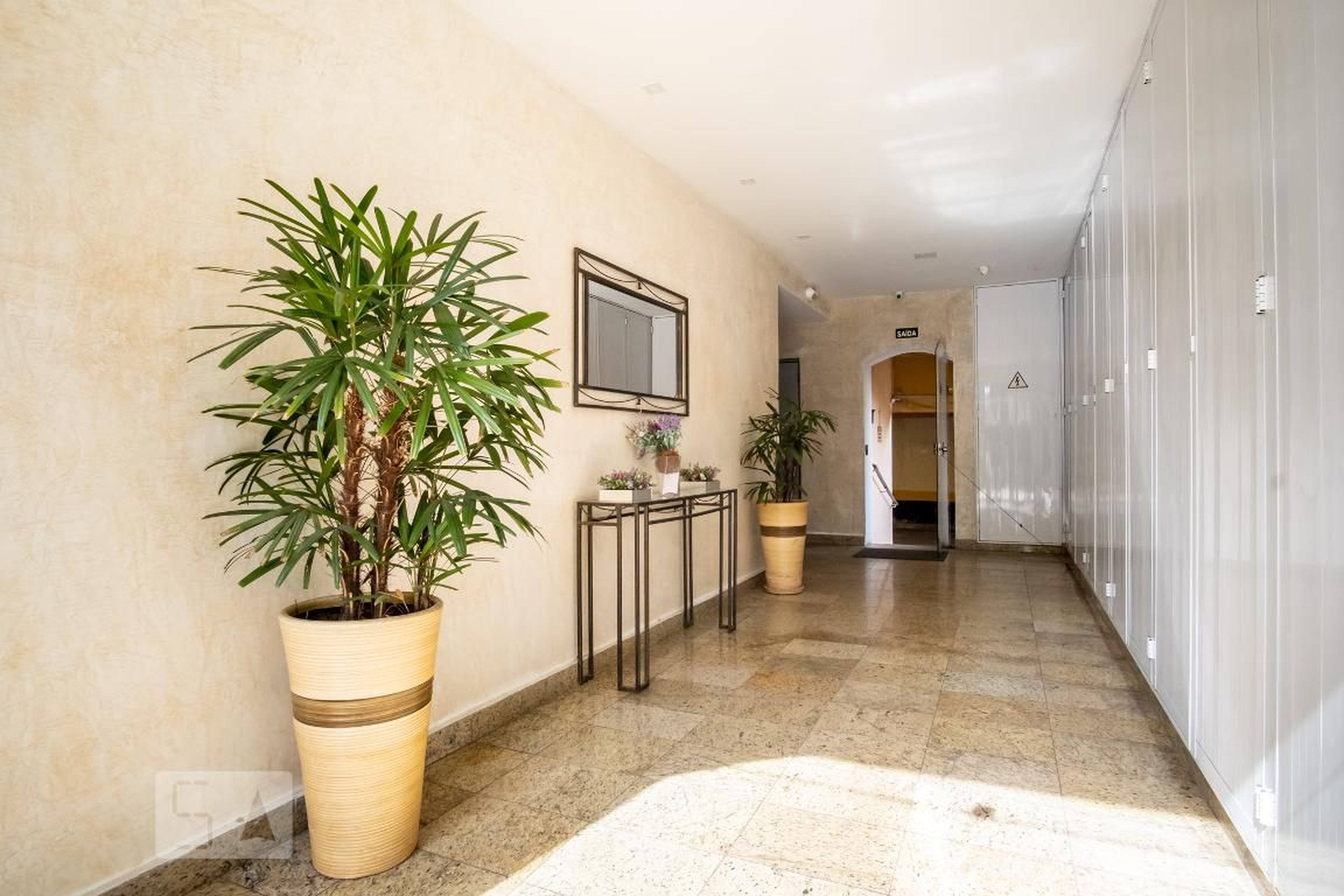 Hall de Entrada - Joana Darc