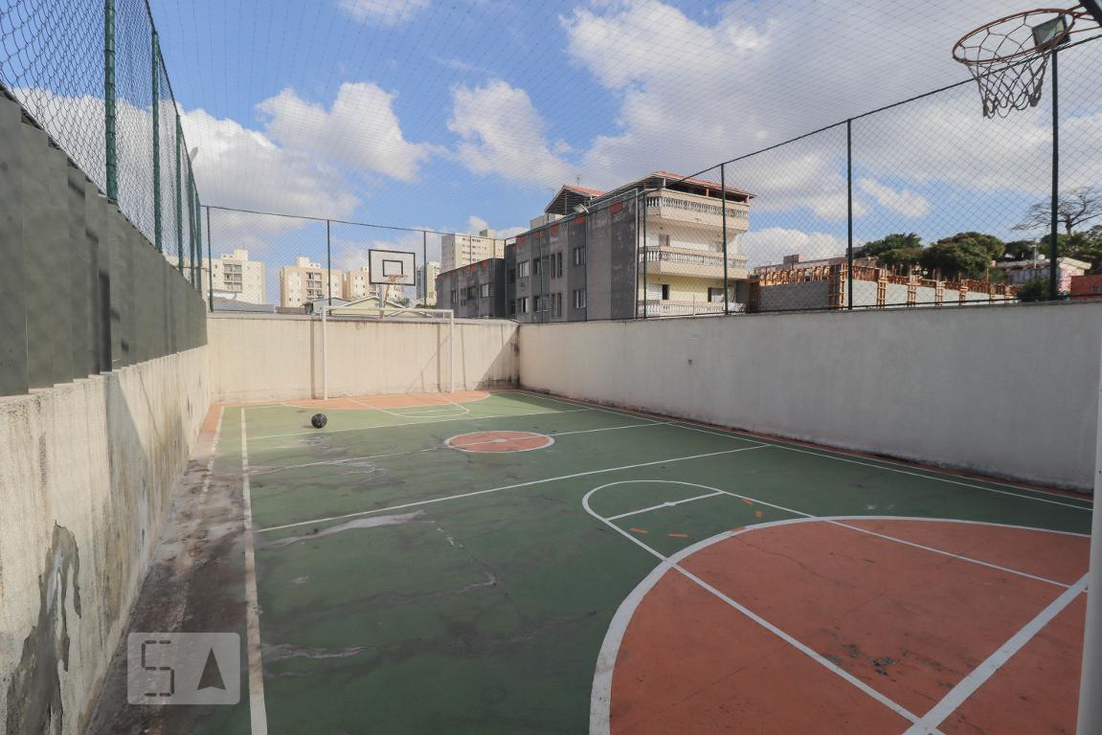 Quadra Esportiva - Maison Dia Victorino. Número 85