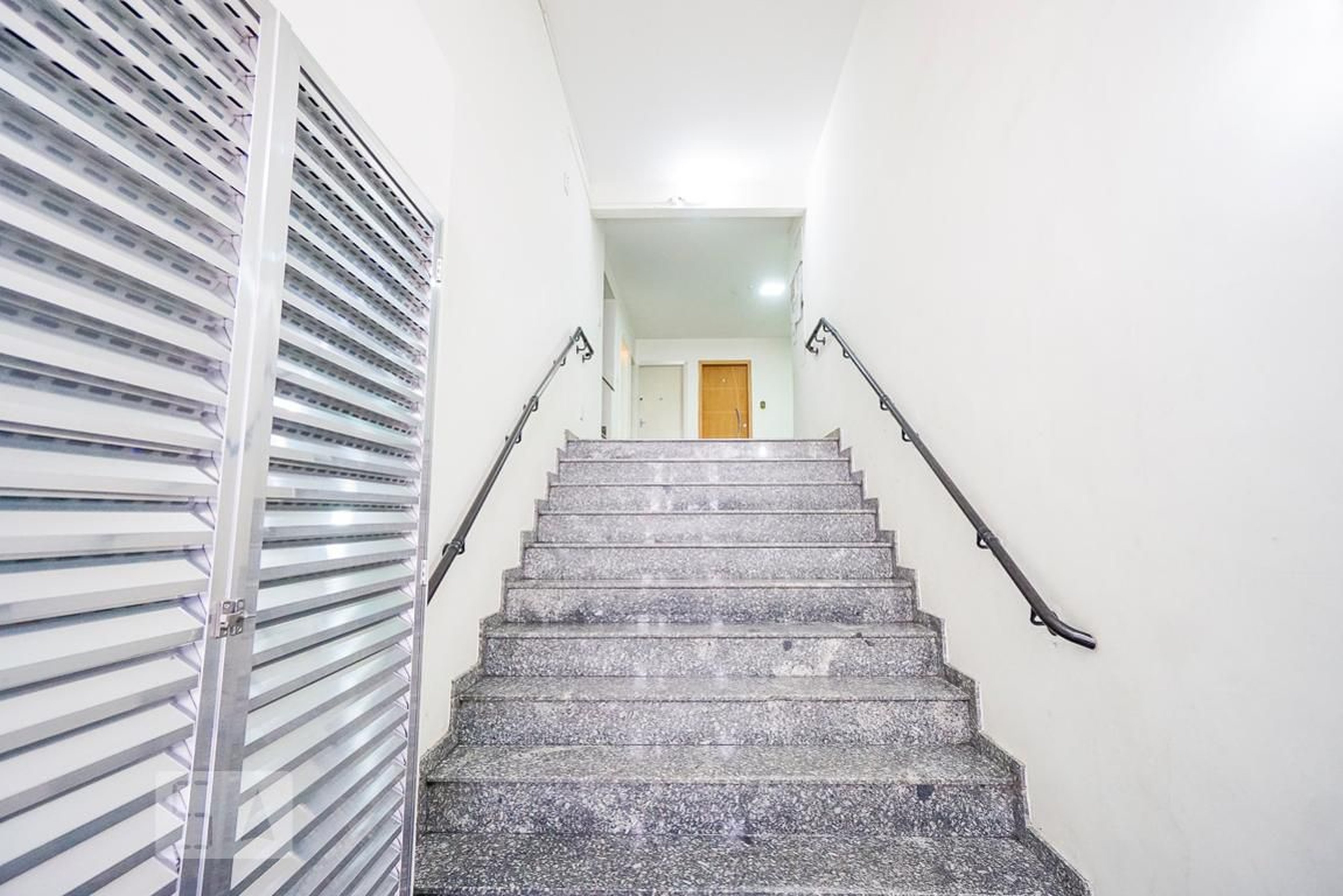 Entrada - Edifício Maria Chistina Atallah