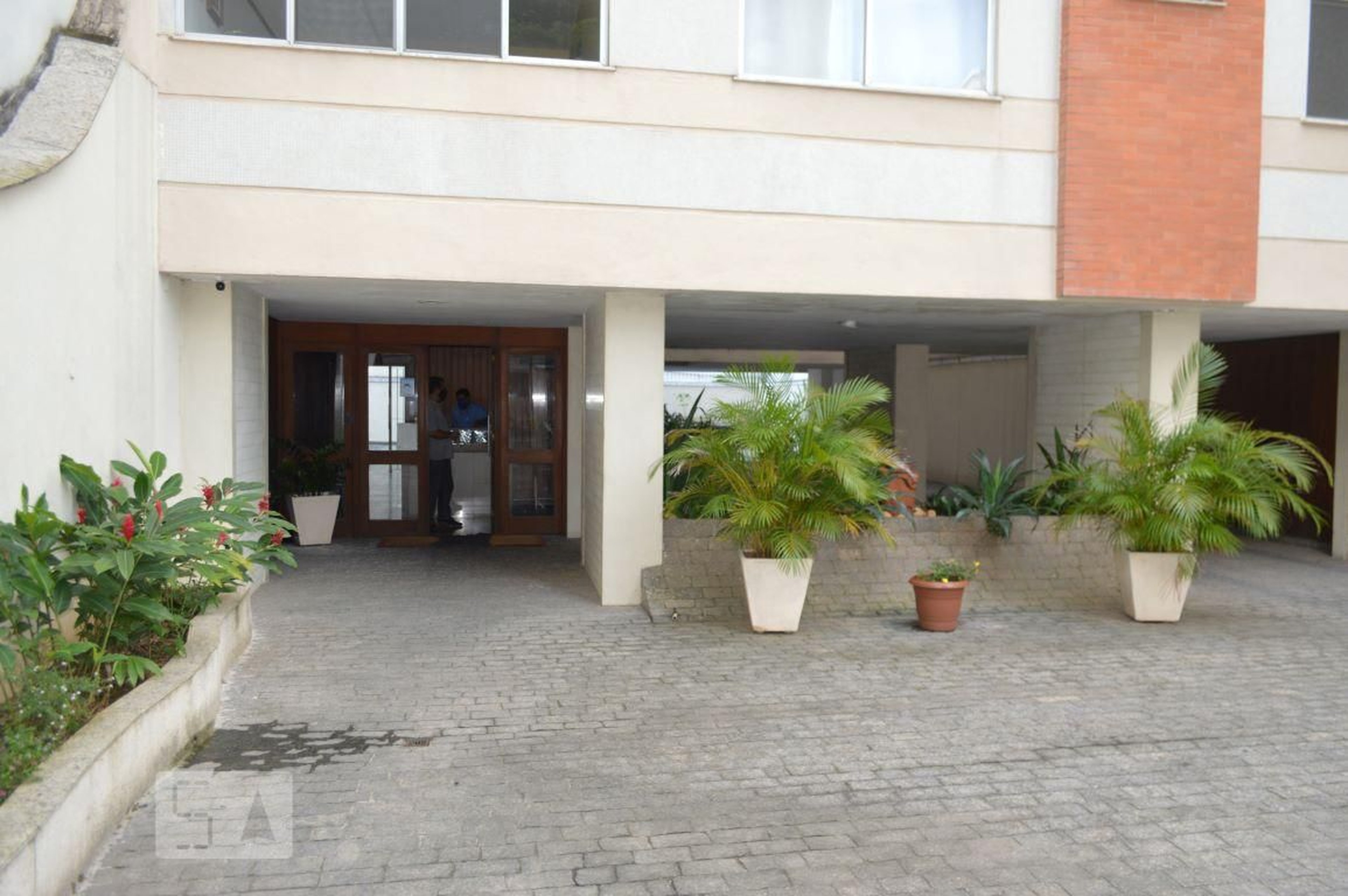 Entrada - Edifício Compiegne