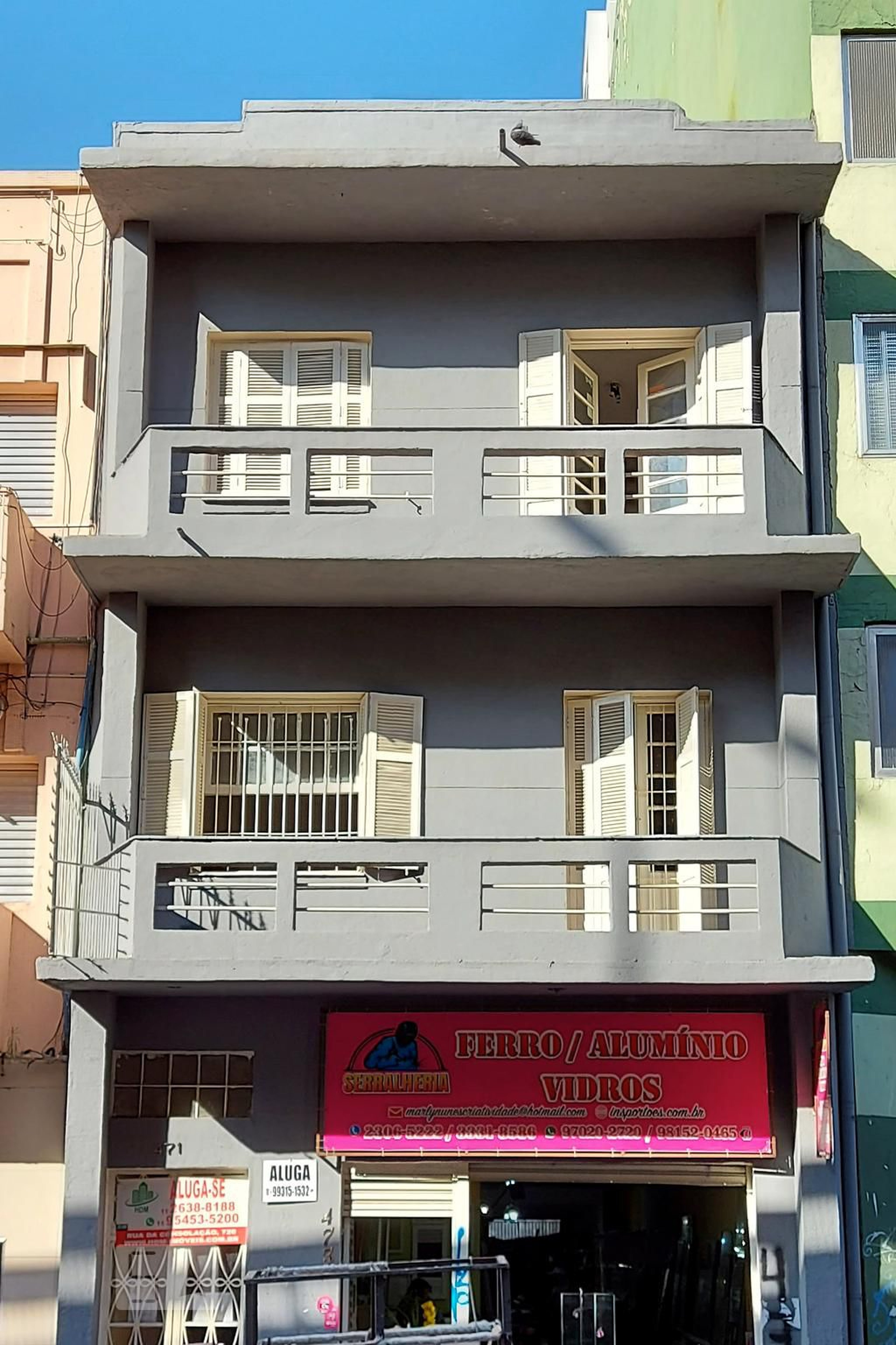 Fachada Condomínio em Rua Amaral Gurgel, 471