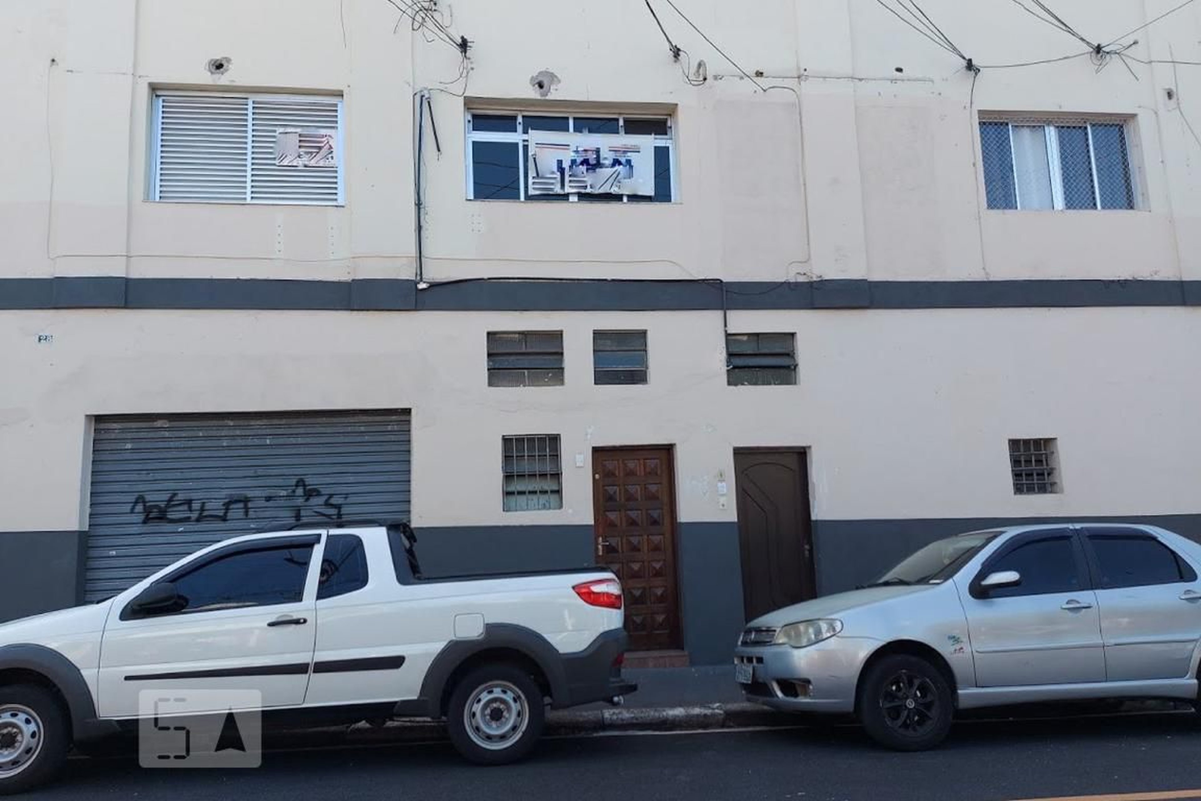 Fachada Condomínio em Rua Luiz de Souza, 20