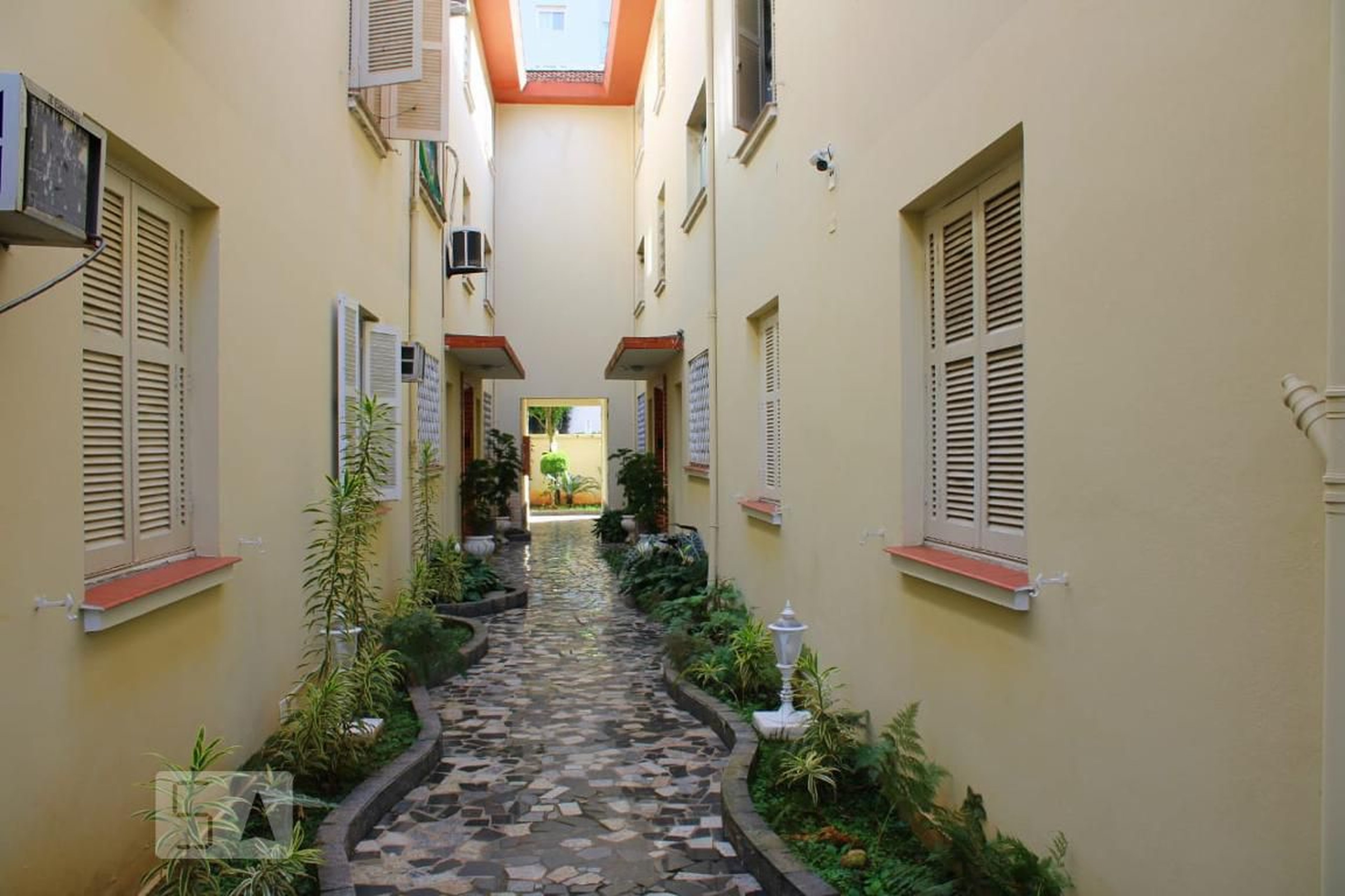 Entrada - Edifício Jardim das Flores