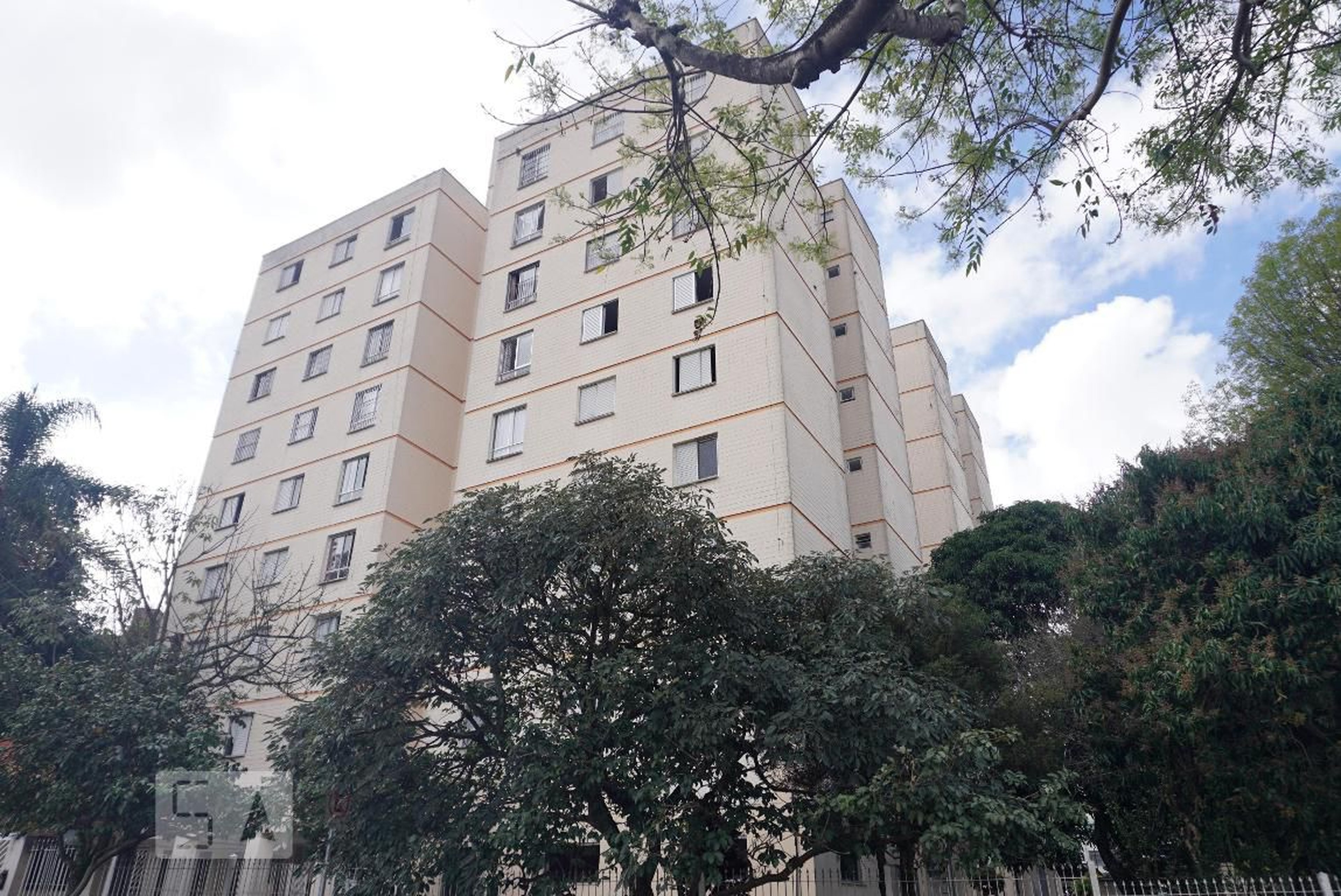 Fachada do Condomínio Condomínio em Avenida Antônio Diogo, 581