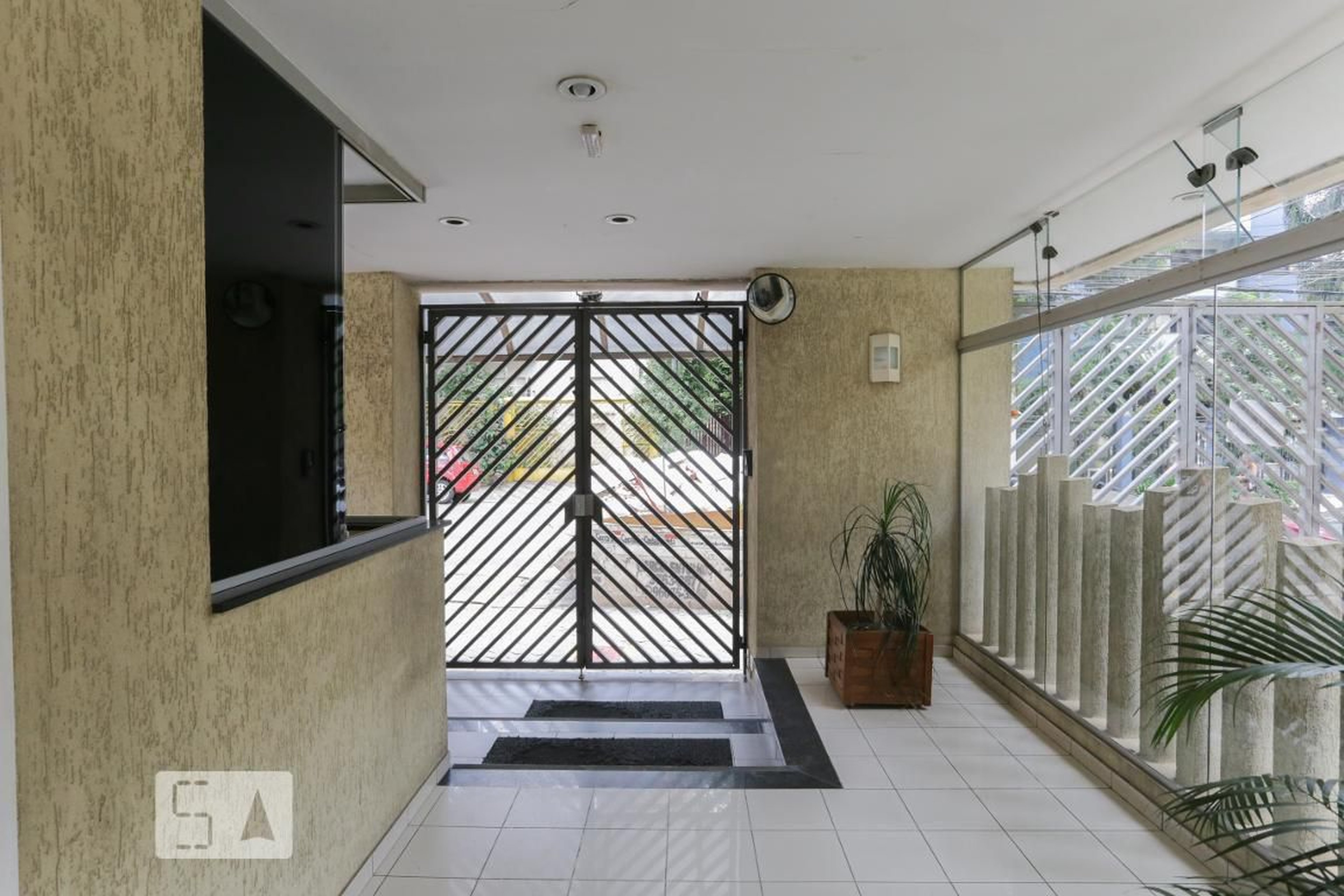 Entrada - Paula Regina