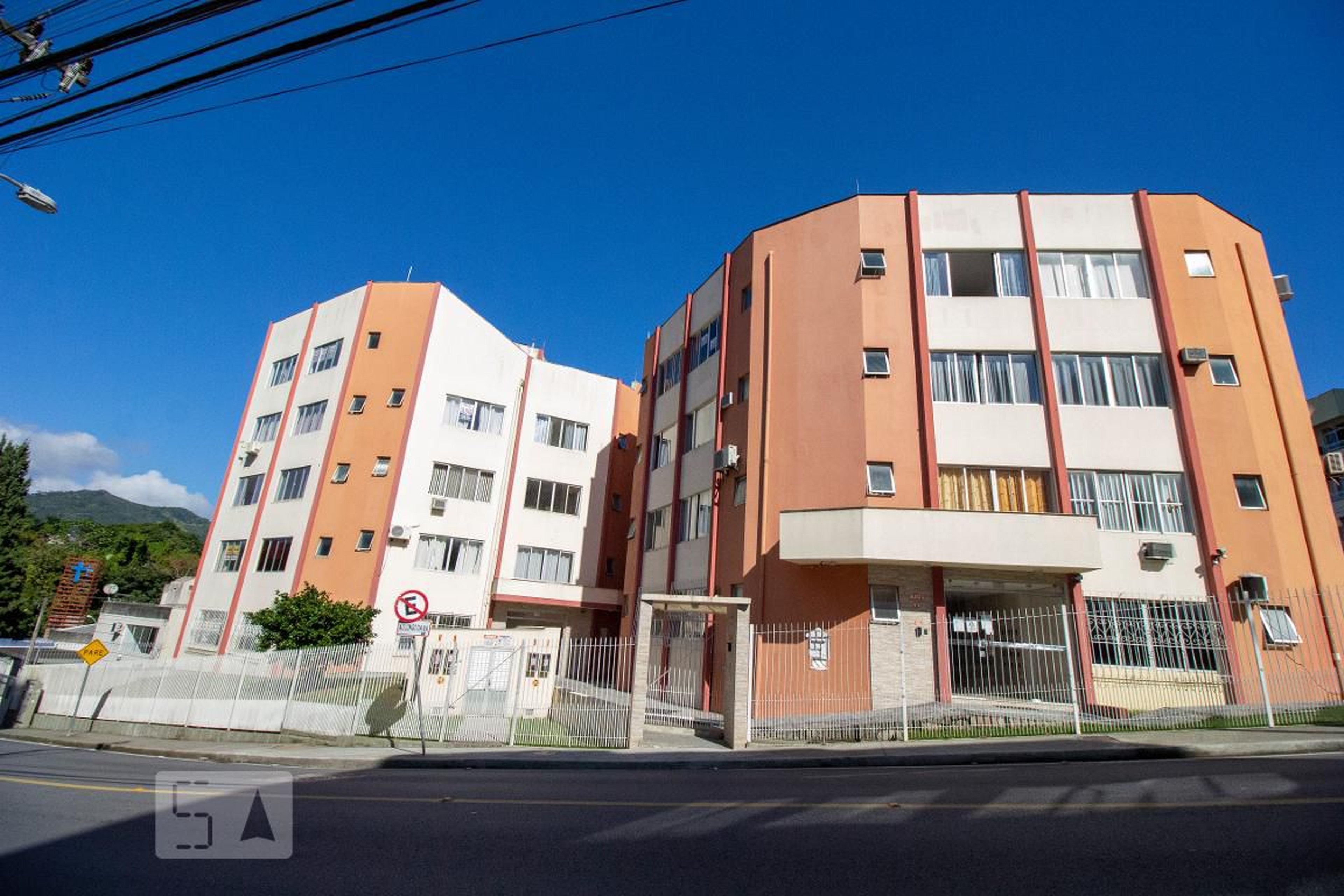 Fachada Condomínio Luciana