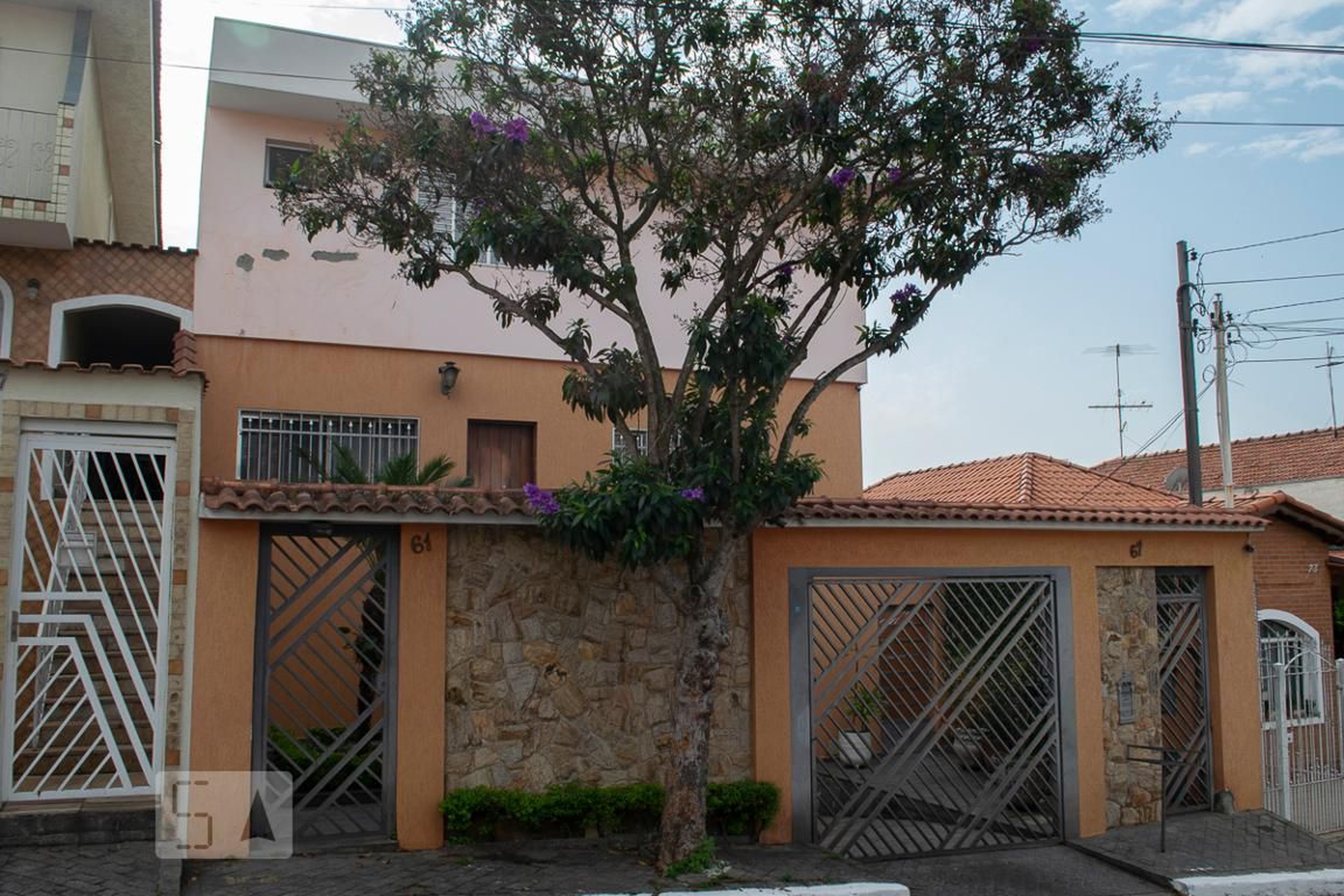 FACHADA Condomínio em Rua José Peixoto Lôbo, 61