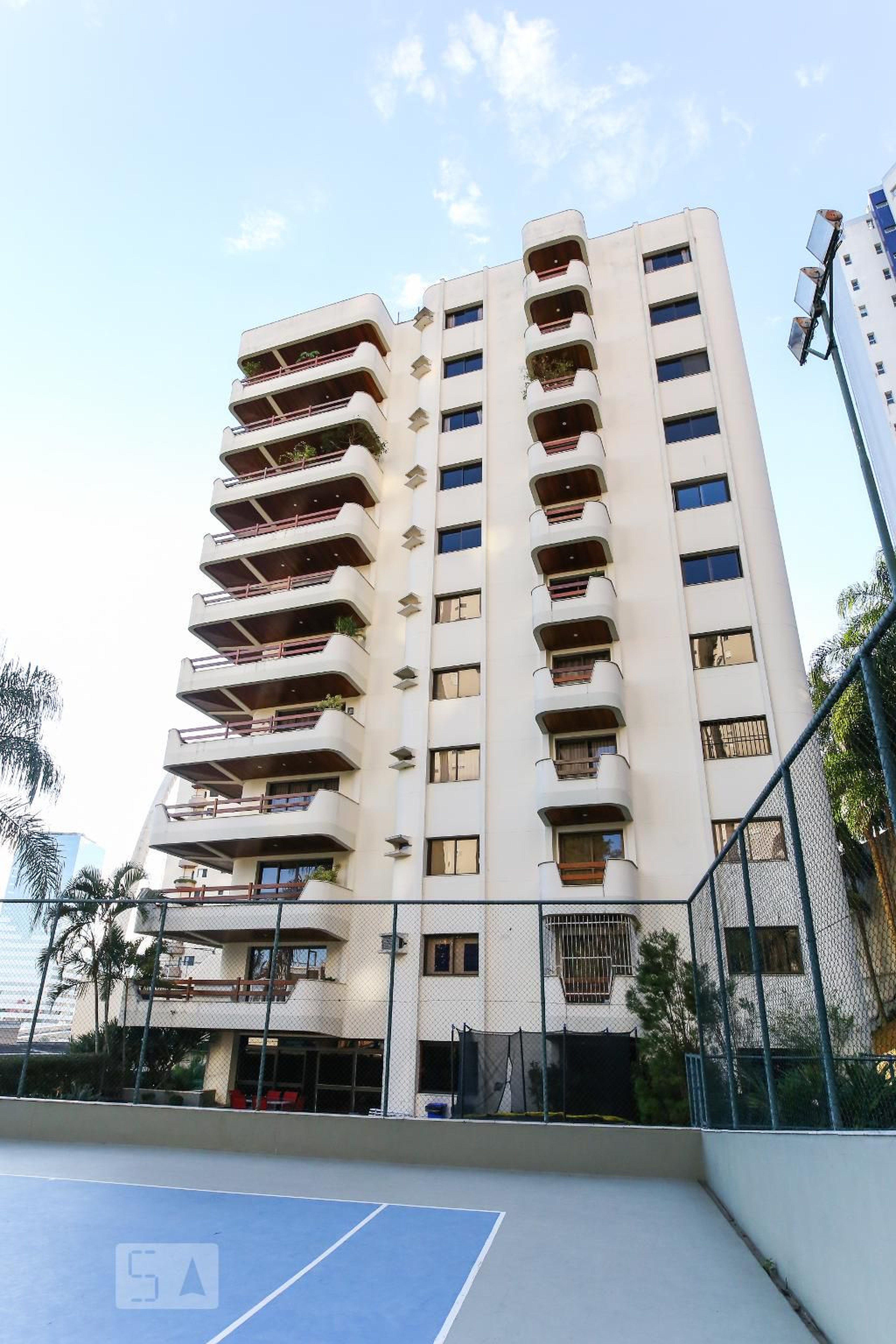 Fachada Condomínio Jathay