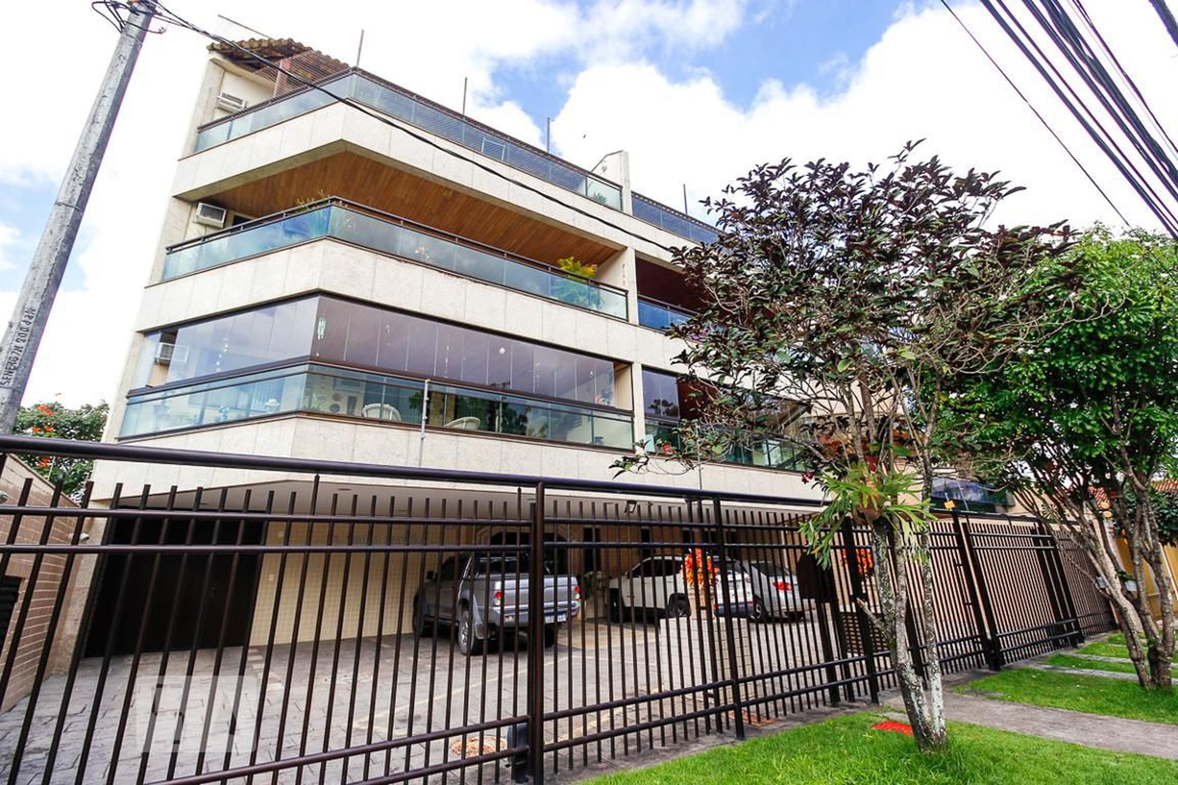 Fachada Edifício Carla Haydee