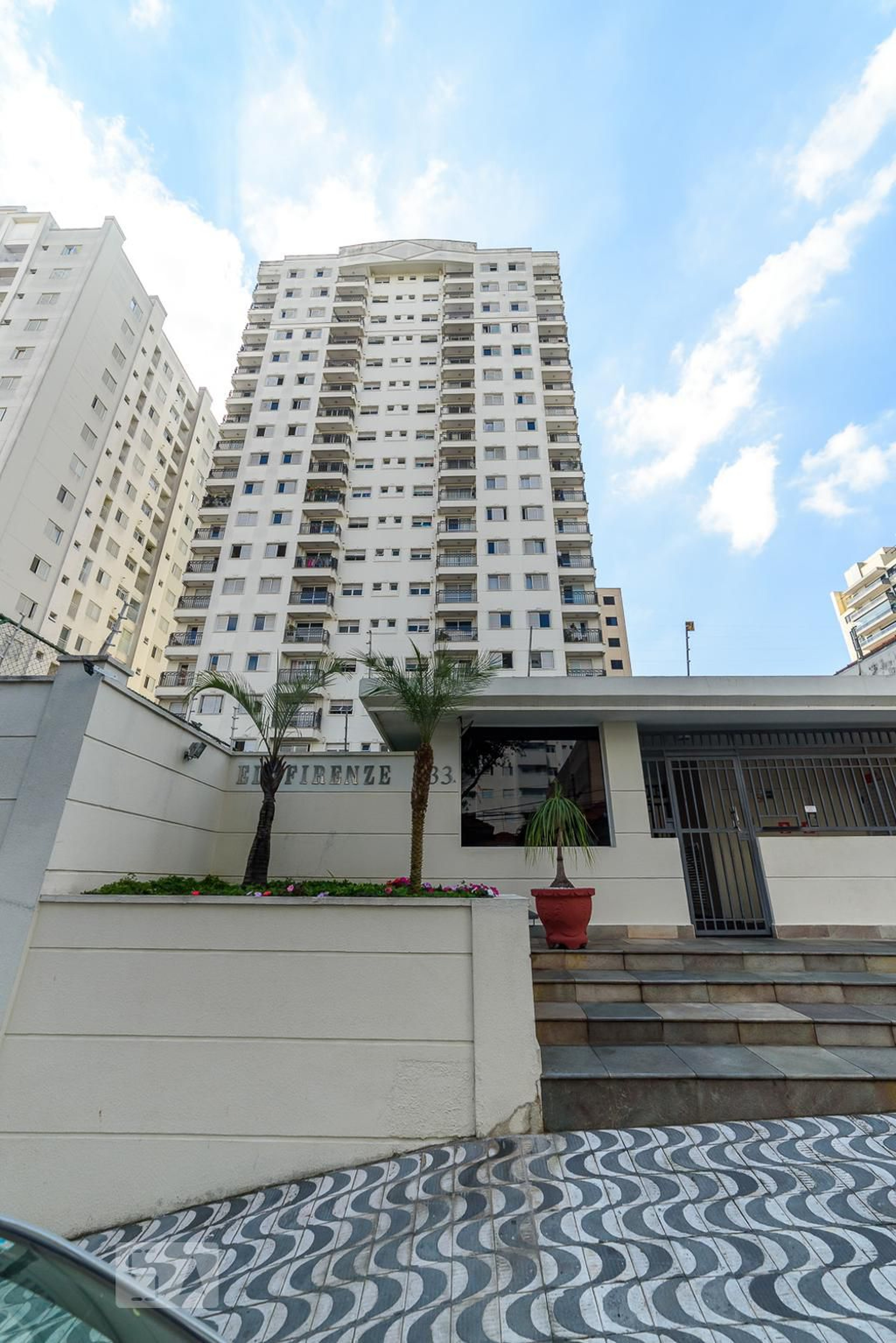 Fachada do Condomínio Condomínio Edifio Firenze