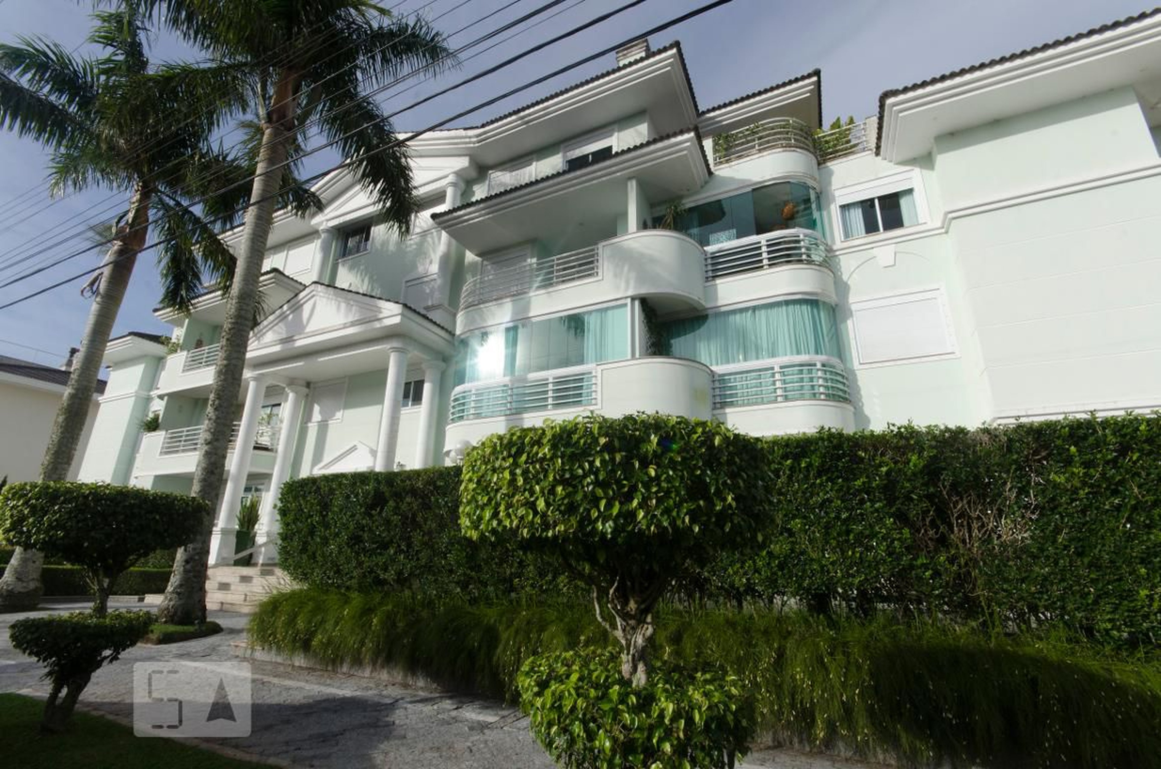 Fachada Condomínio em Rua das Algas, 955