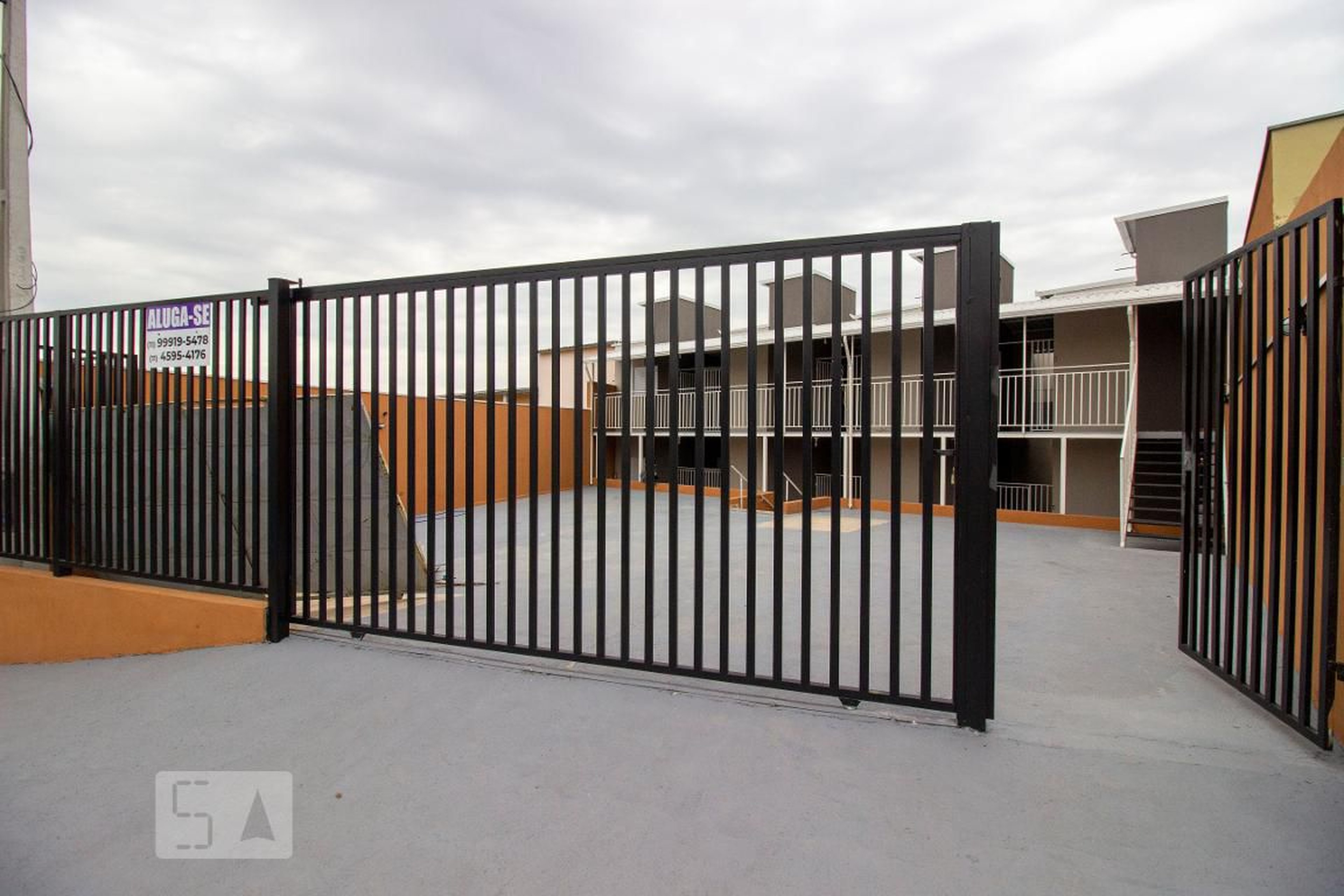 Fachada Condomínio em Rua Prudente de Moraes, 100