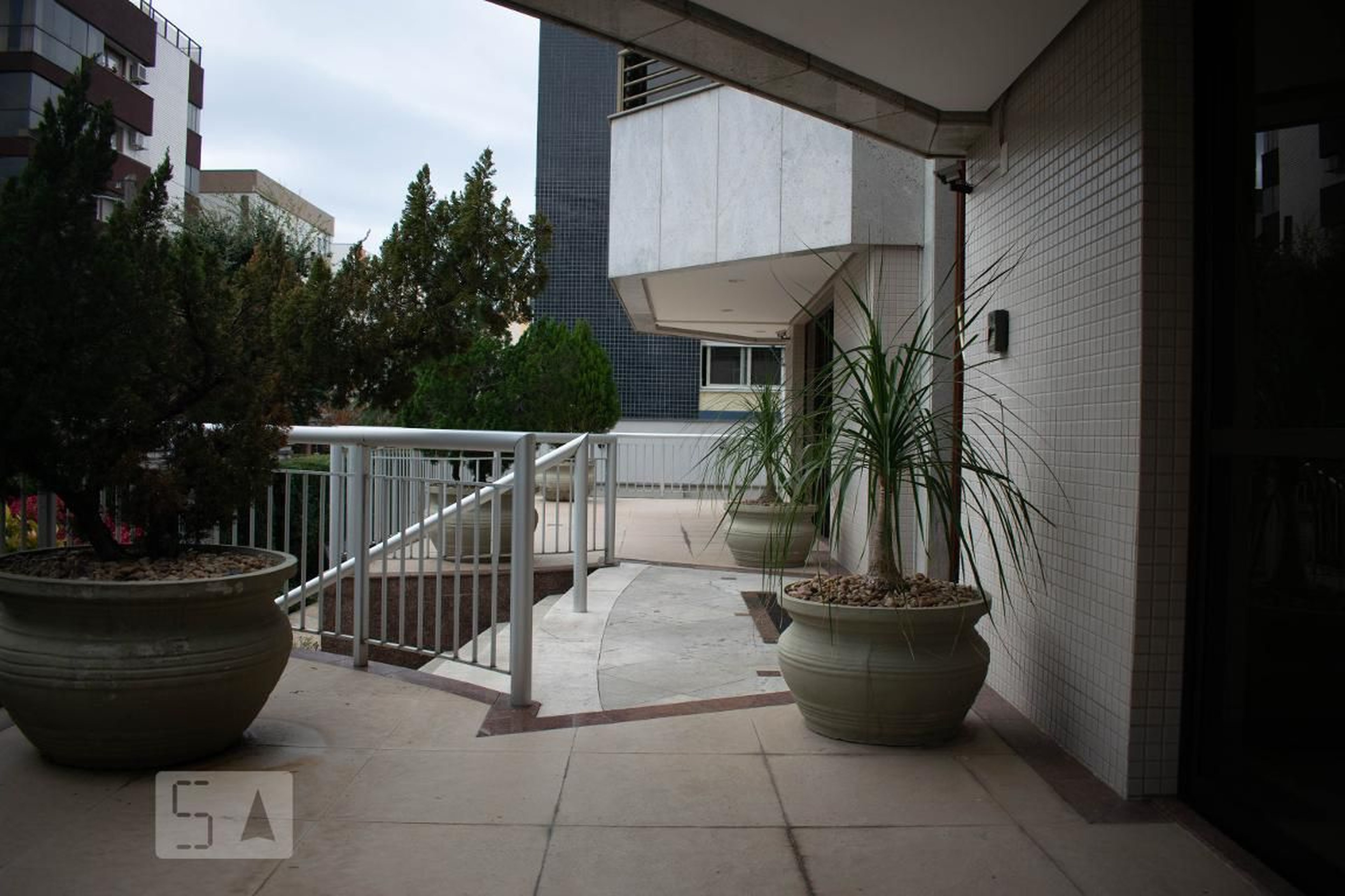 Entrada do Prédio - Saint Matheus