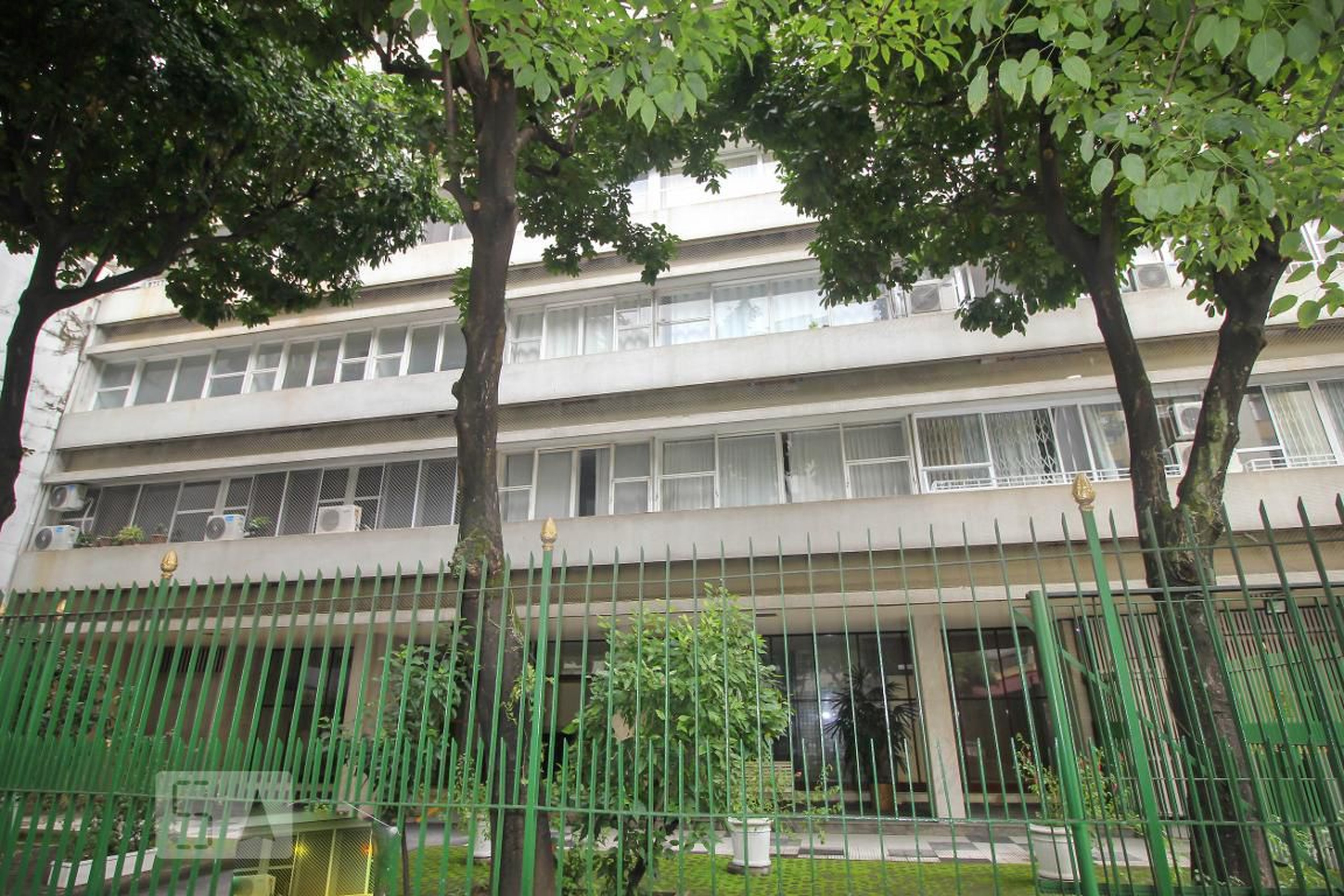 Fachada do Prédio Condomínio em Rua Voluntários da Pátria, 30