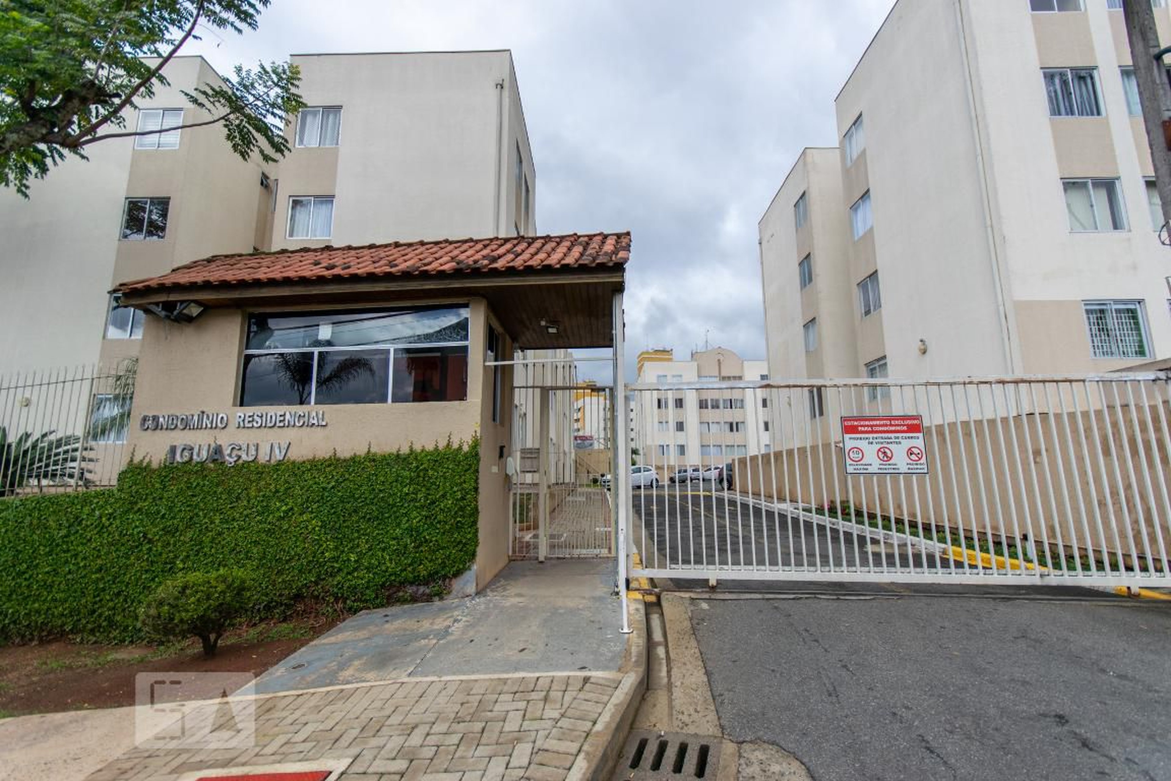 Fachada do Condomínio Residencial Iguaçu IV