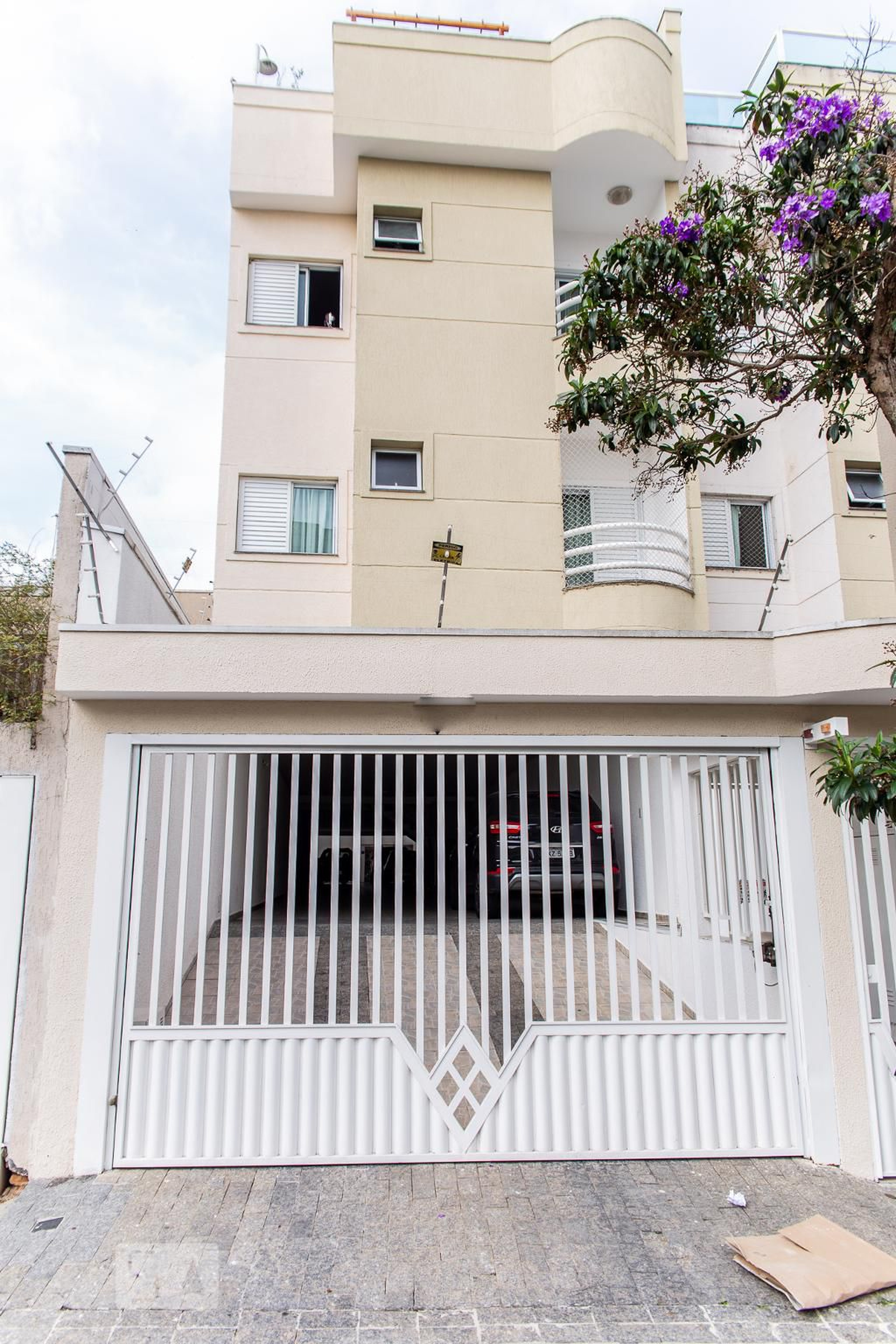 Fachada Condomínio em Rua São Geraldo, 116