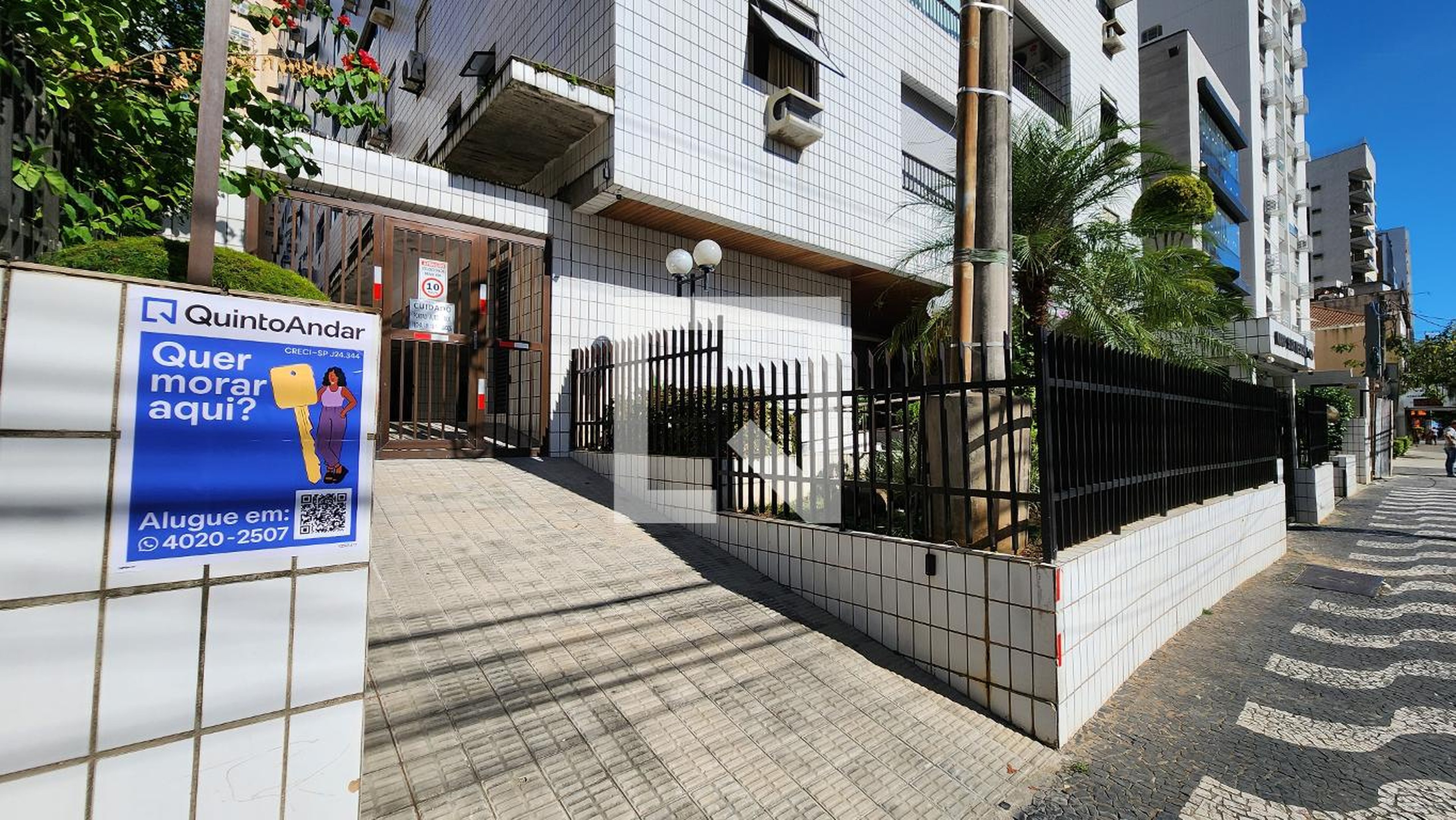 Fachada Condomínio Magic Star Residence