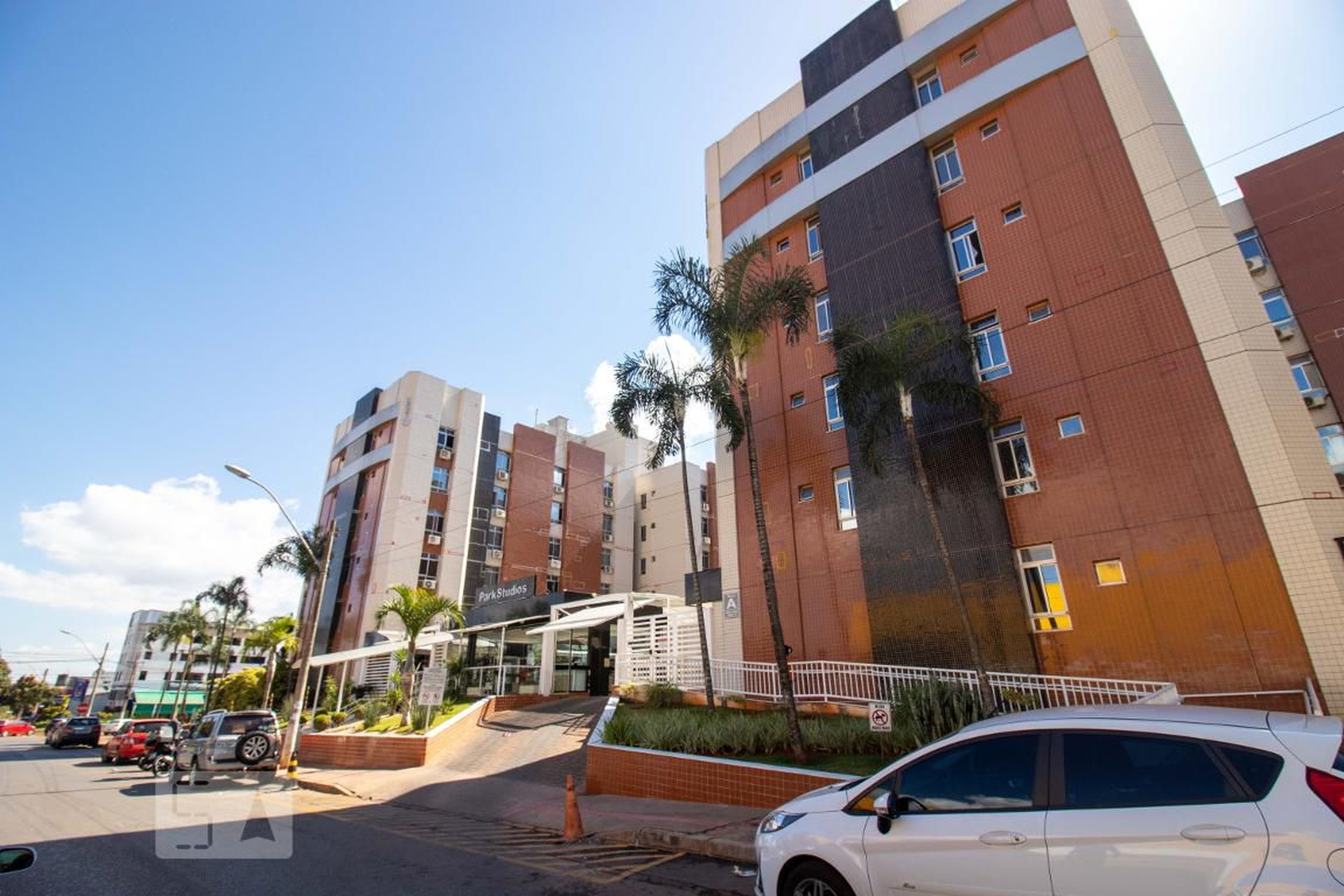 Fachada do Condomínio Condomínio em Sgcv Lote 11, 121