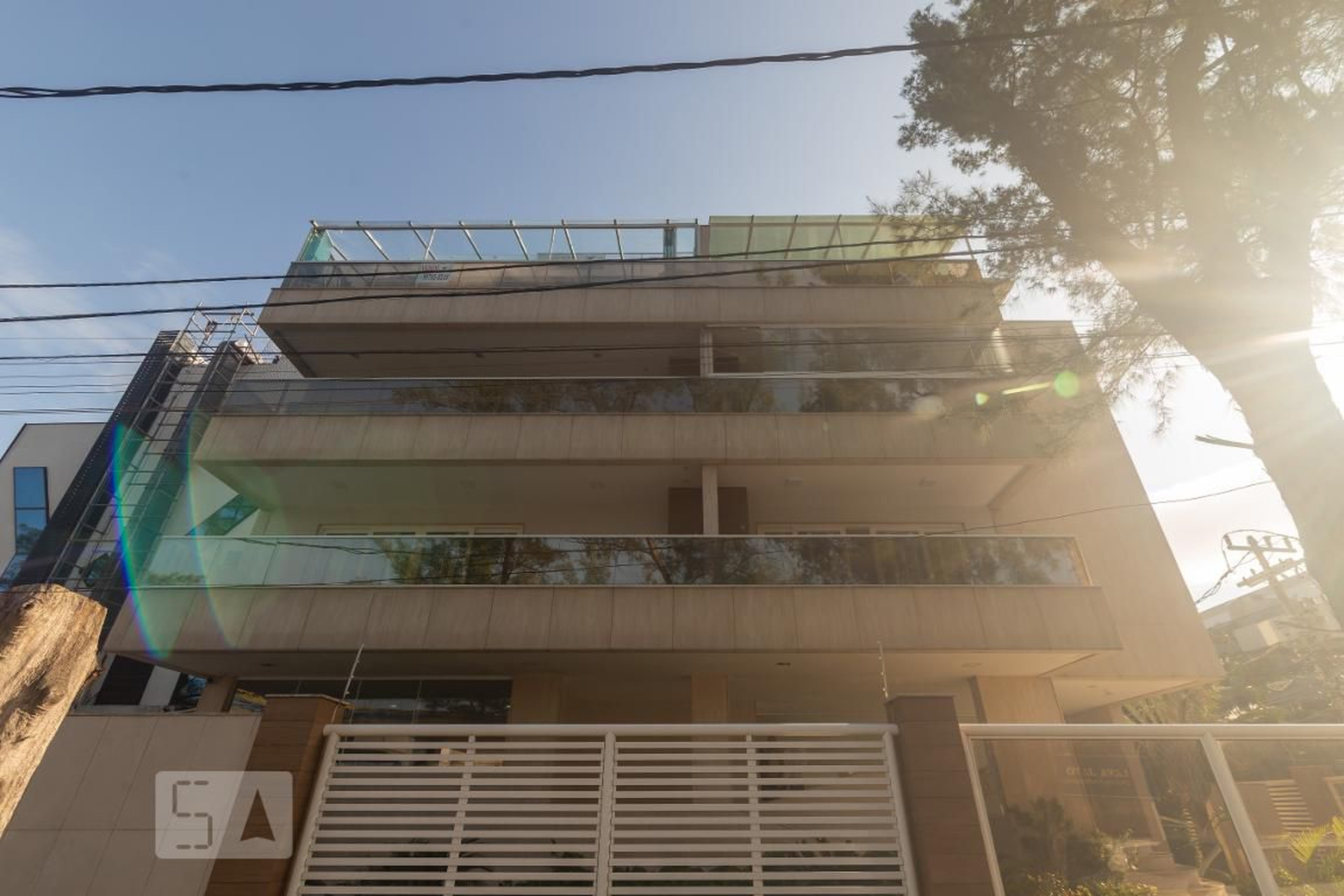 Fachada Condomínio em Rua Carlota Macedo Soares, 35